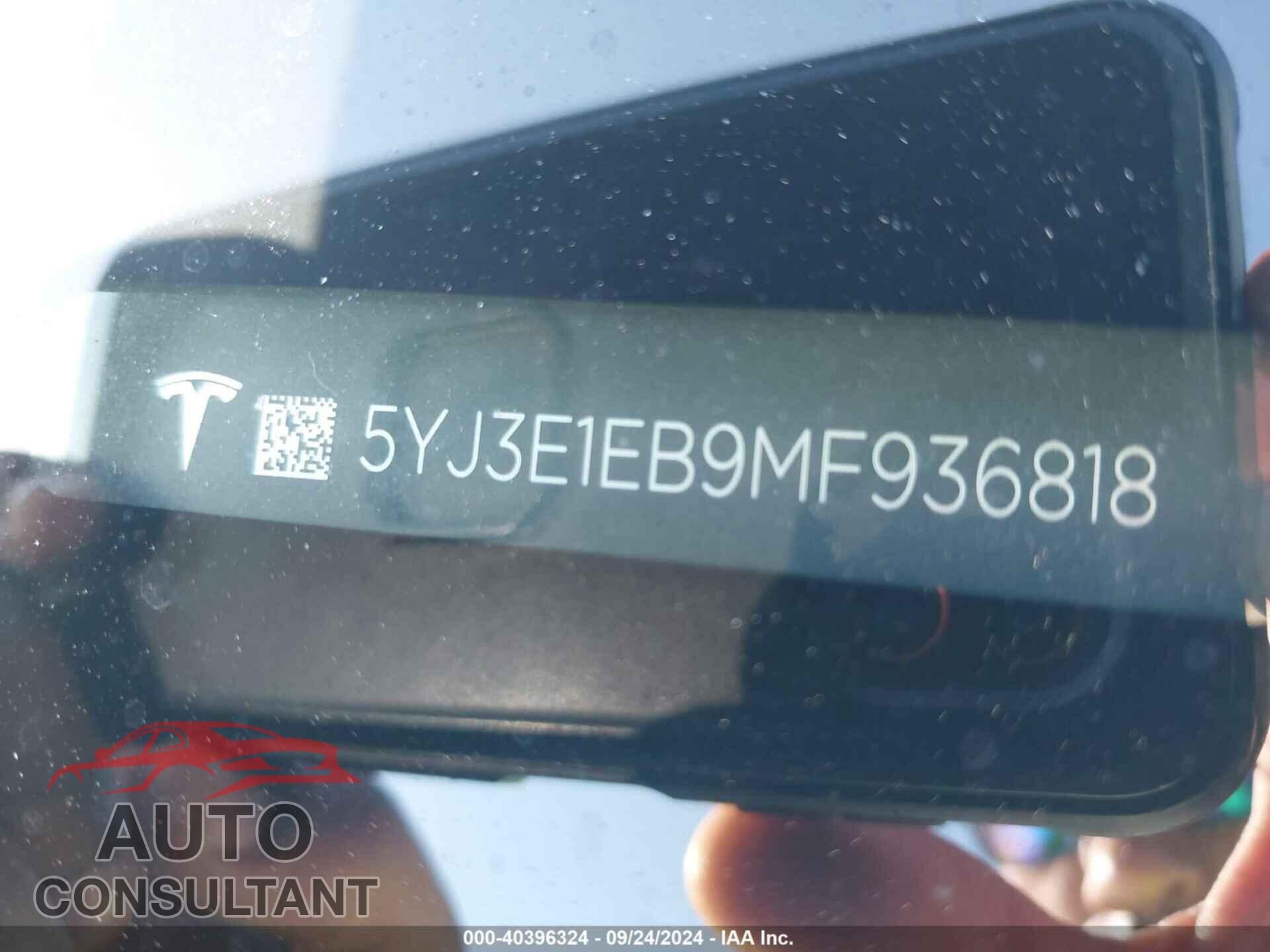 TESLA MODEL 3 2021 - 5YJ3E1EB9MF936818