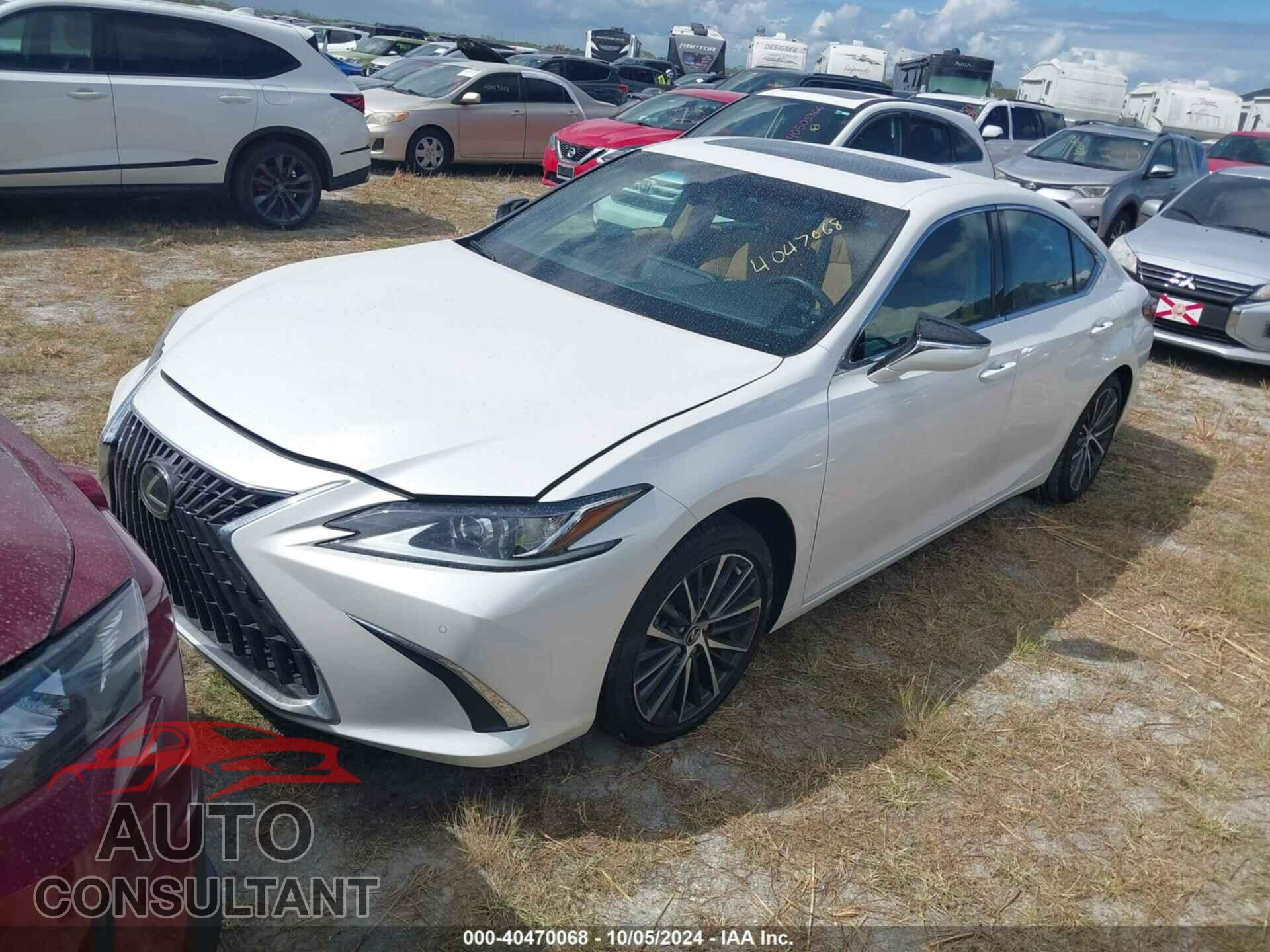 LEXUS ES 2023 - 58ADZ1B17PU154120