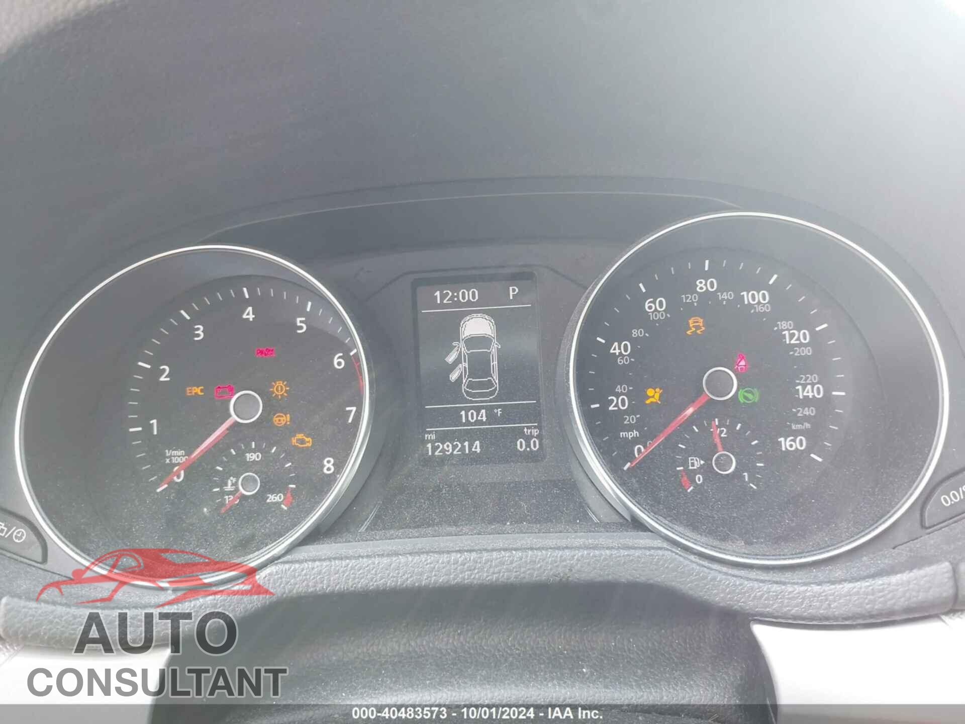 VOLKSWAGEN PASSAT 2017 - 1VWAT7A3XHC008790