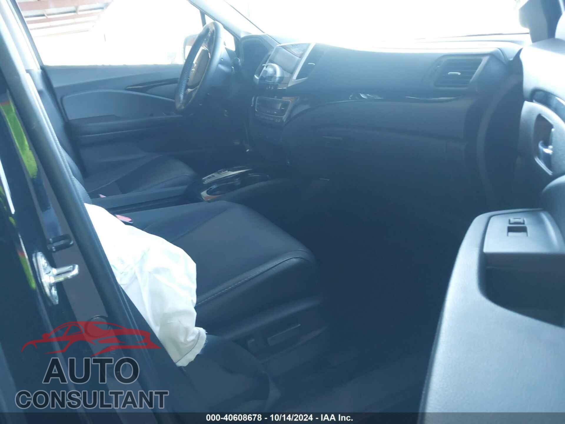 HONDA PILOT 2017 - 5FNYF5H91HB046676