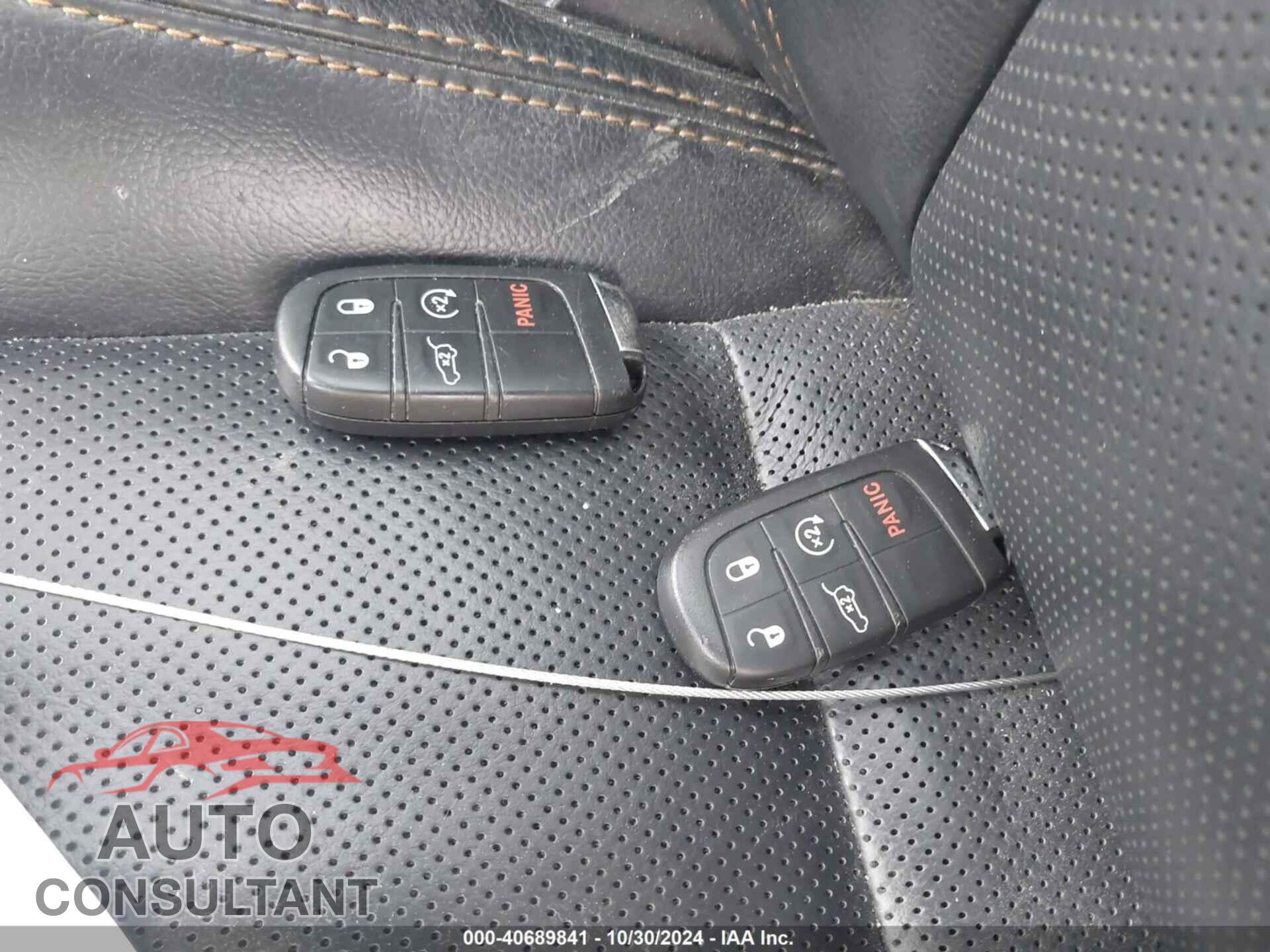 JEEP COMPASS 2018 - 3C4NJDCB0JT206057