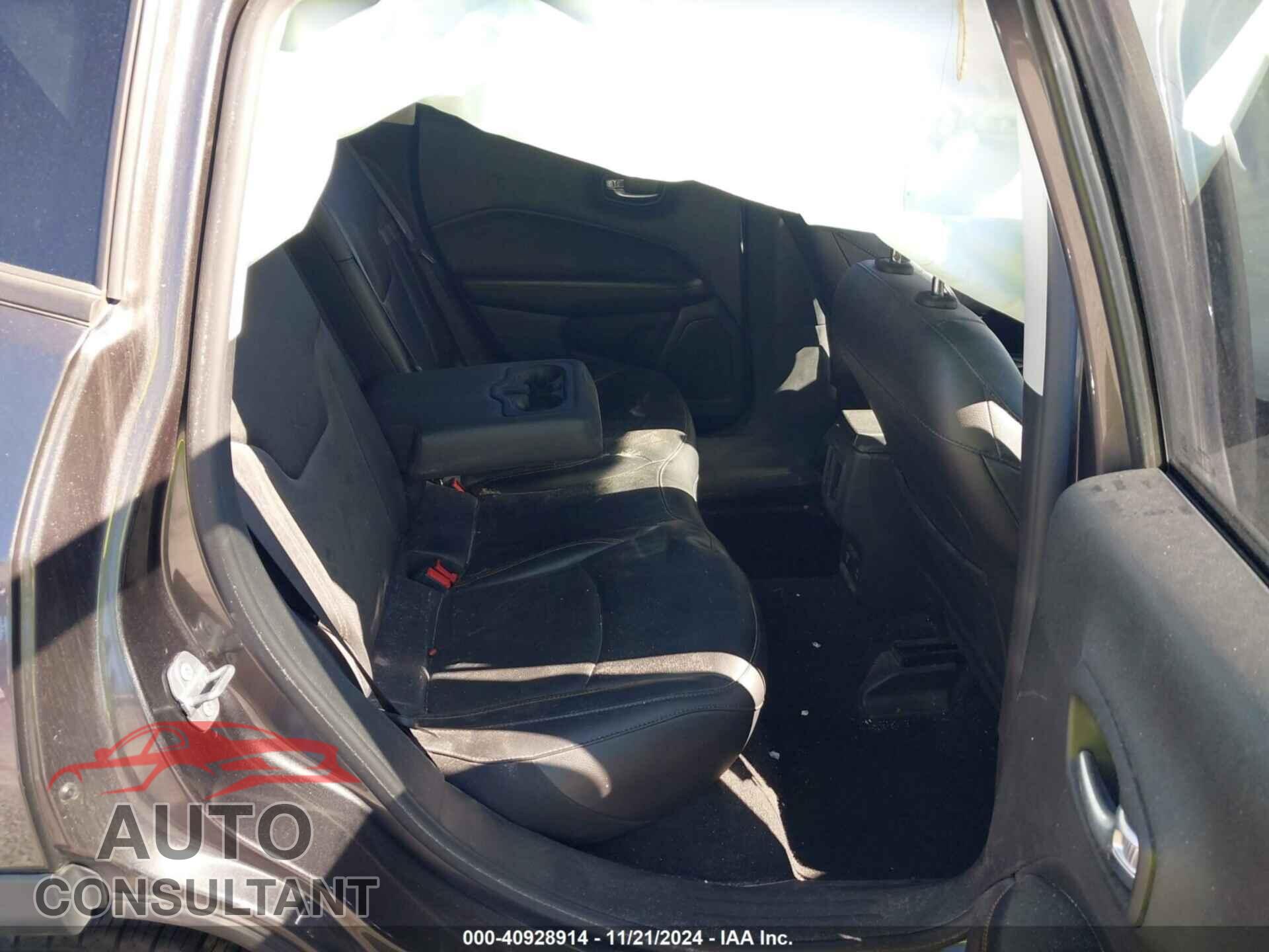 JEEP COMPASS 2019 - 3C4NJCCB6KT782148
