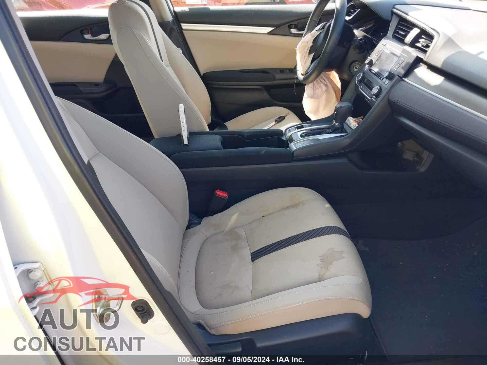 HONDA CIVIC 2019 - 2HGFC2F60KH573621