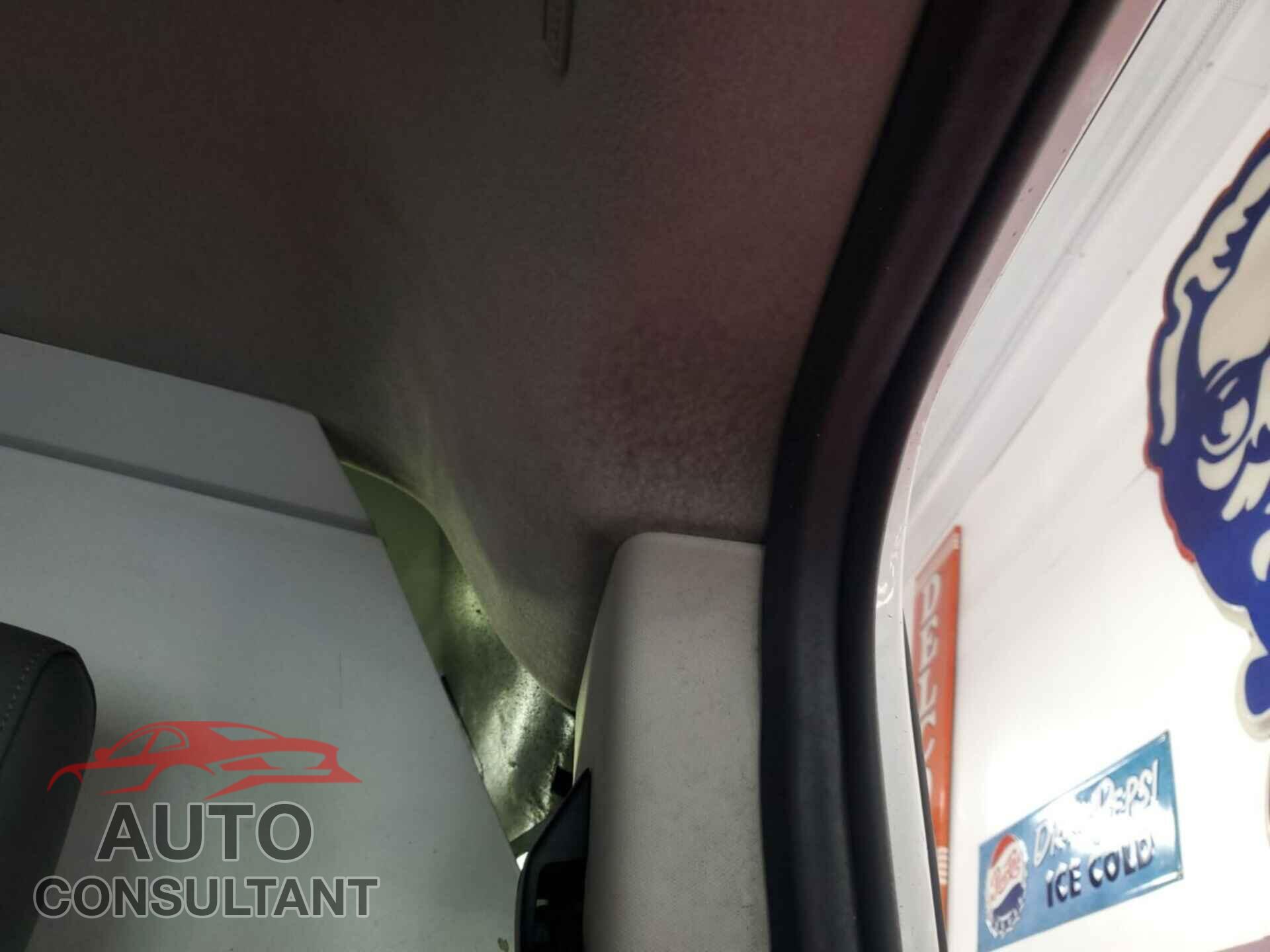 FORD TRANSIT 2017 - 1FTYE1YM0HKA82250