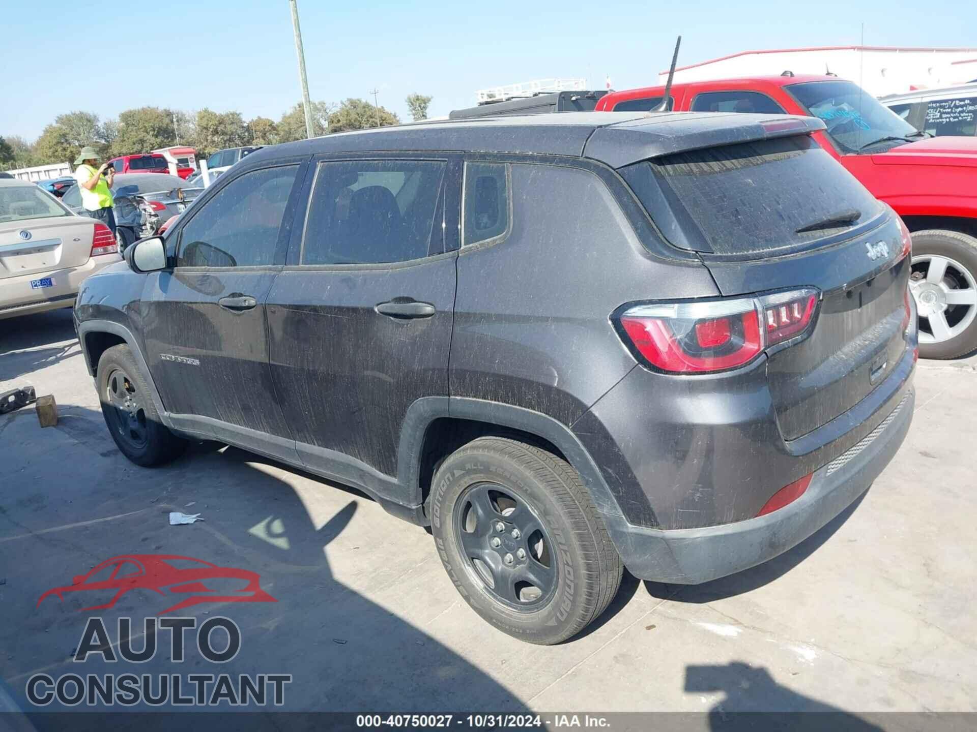 JEEP COMPASS 2018 - 3C4NJCAB2JT265673