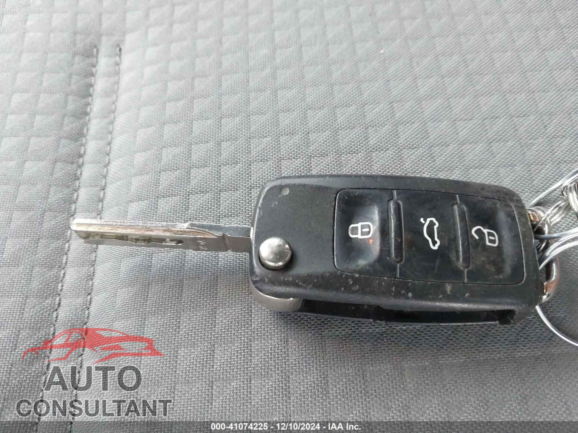 VOLKSWAGEN JETTA 2017 - 3VW2B7AJ6HM344599