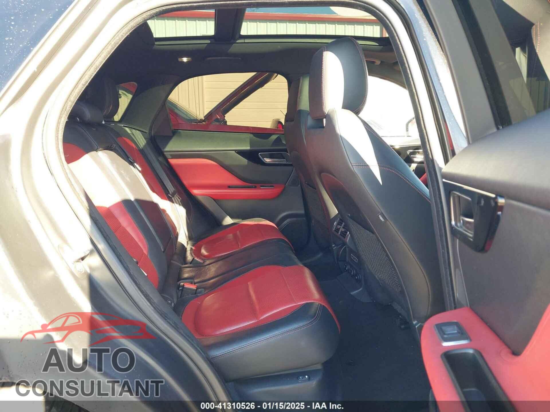JAGUAR F-PACE 2017 - SADCL2BVXHA885861