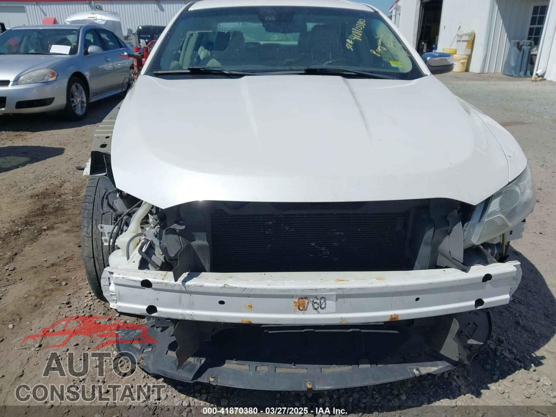 FORD TAURUS 2012 - 1FAHP2FW5CG133084