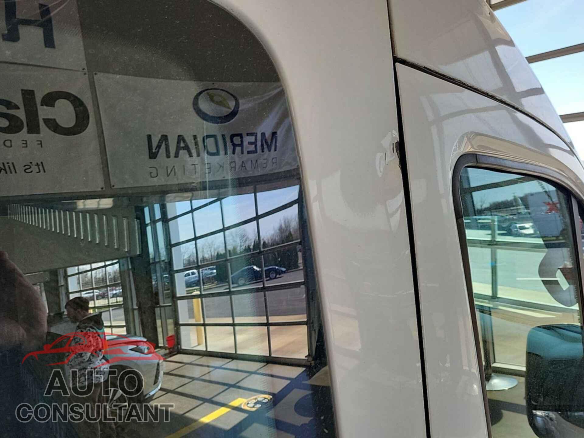 FORD TRANSIT-150 2018 - 1FTYE1CM9JKA08192