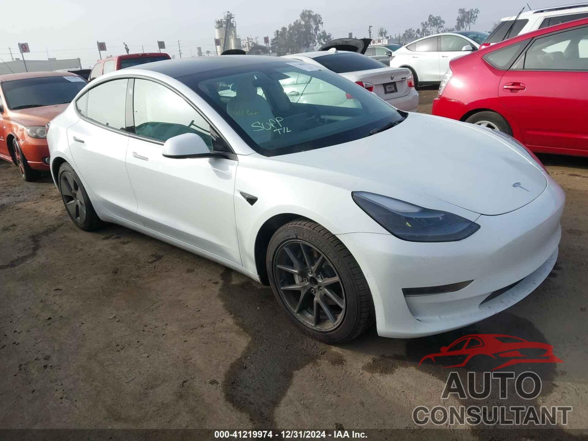 TESLA MODEL 3 2022 - 5YJ3E1EA0NF336522