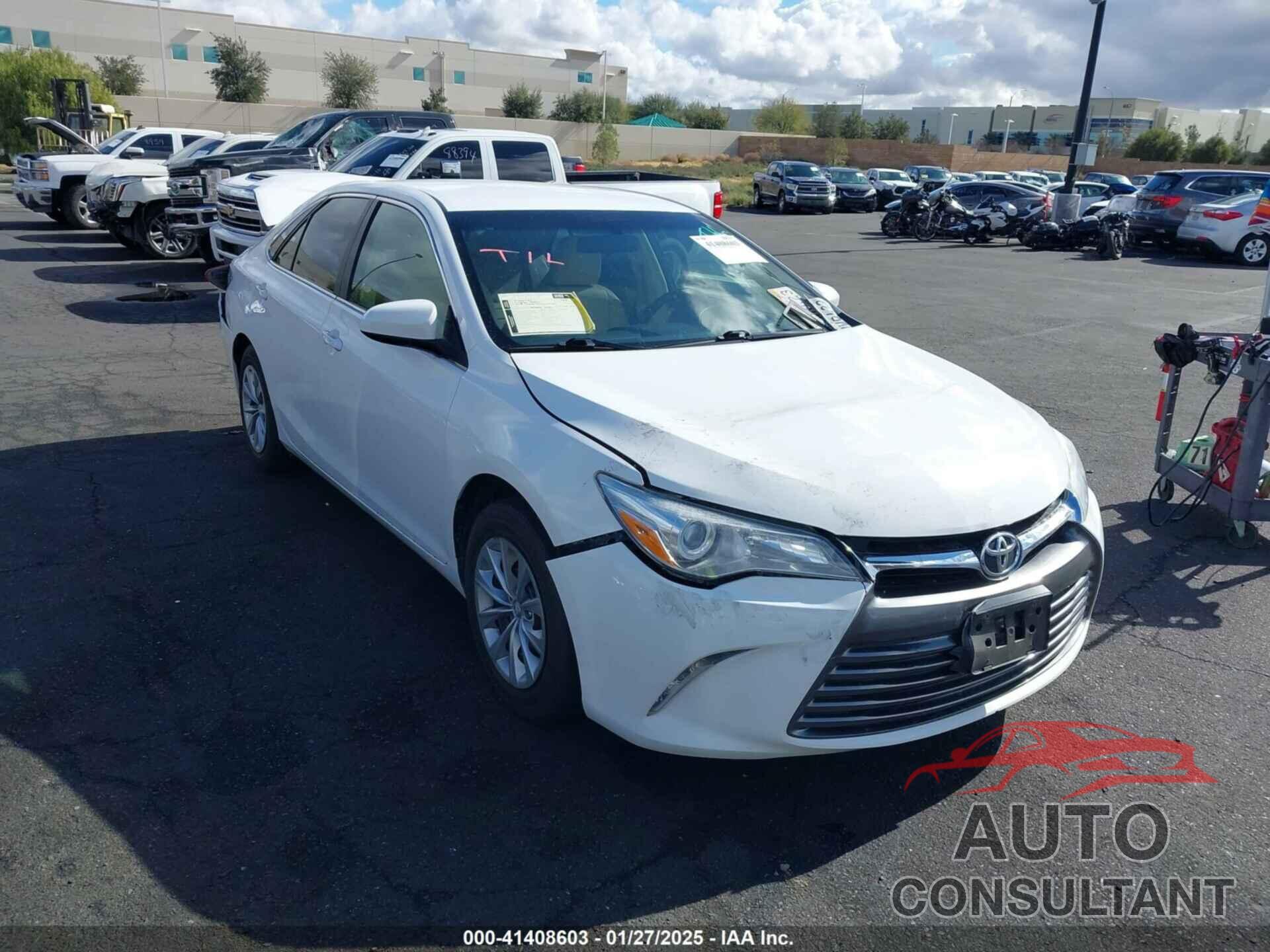 TOYOTA CAMRY 2015 - 4T4BF1FK4FR448279