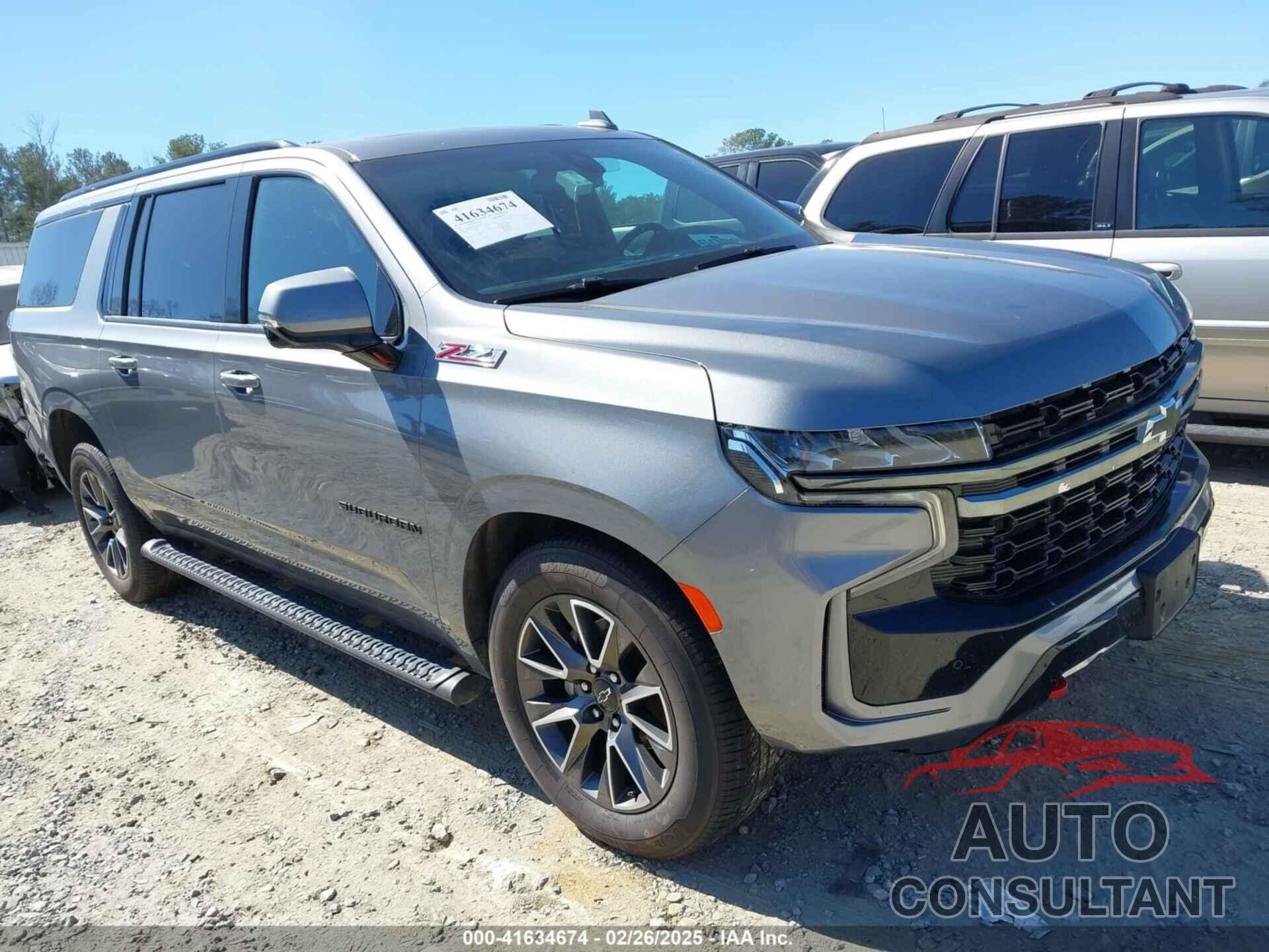 CHEVROLET SUBURBAN 2022 - 1GNSKDKL8NR229702