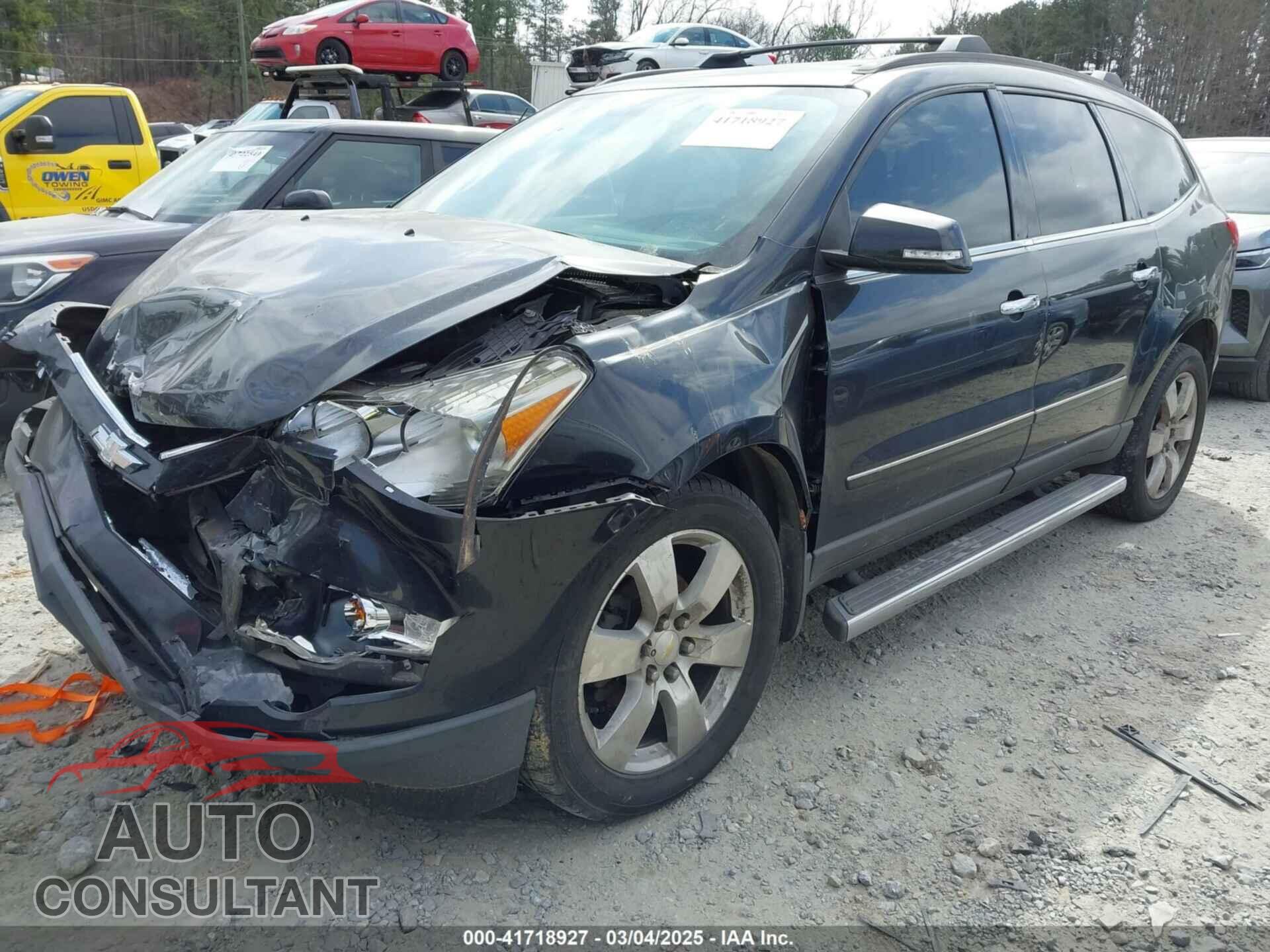 CHEVROLET TRAVERSE 2011 - 1GNKRLED1BJ382393