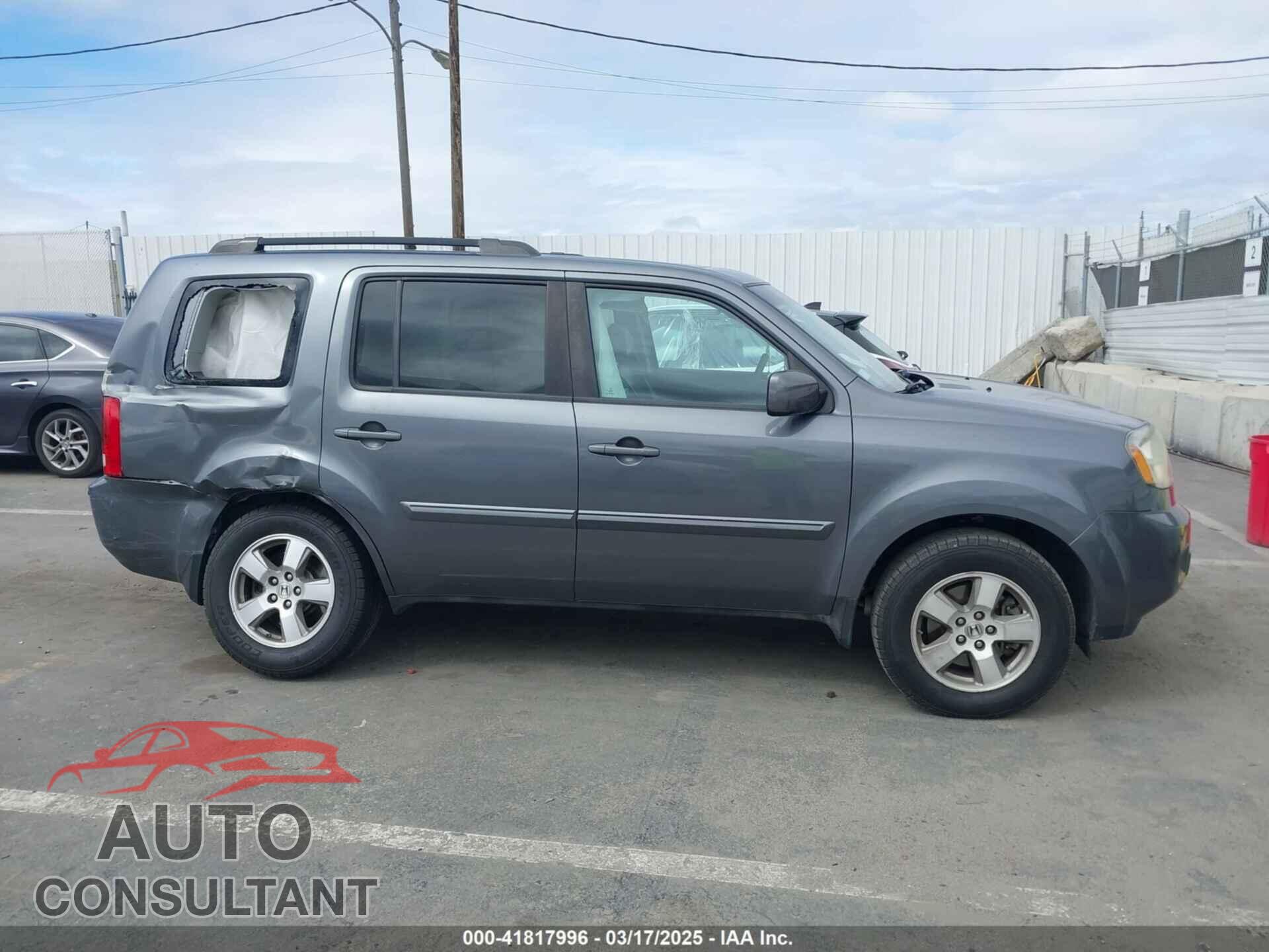 HONDA PILOT 2011 - 5FNYF3H53BB018693