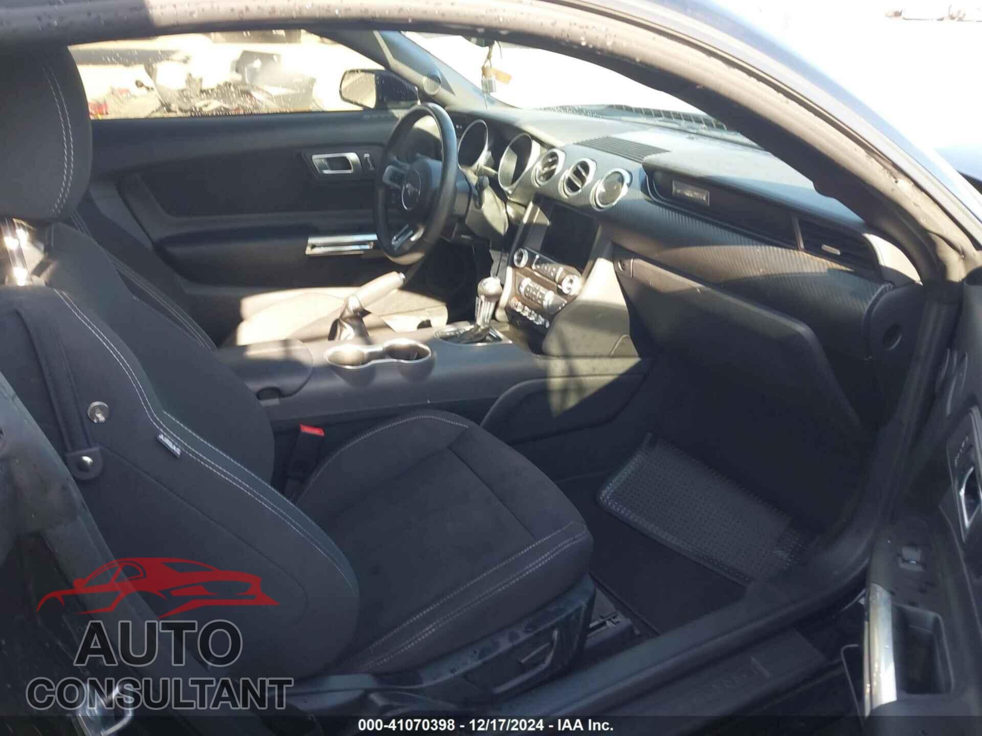 FORD MUSTANG 2022 - 1FA6P8TH1N5148132