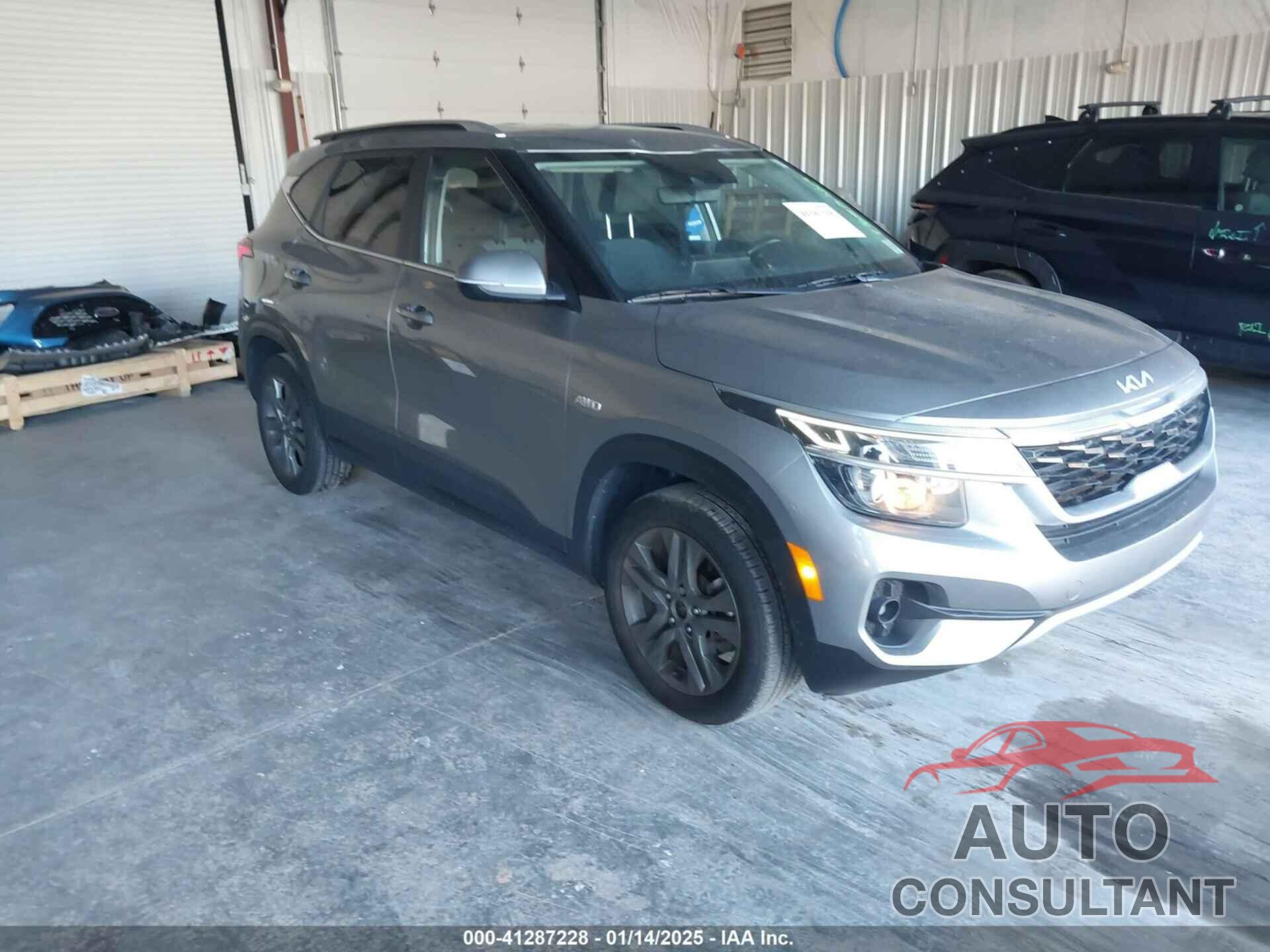 KIA SELTOS 2023 - KNDEUCAA8P7385456