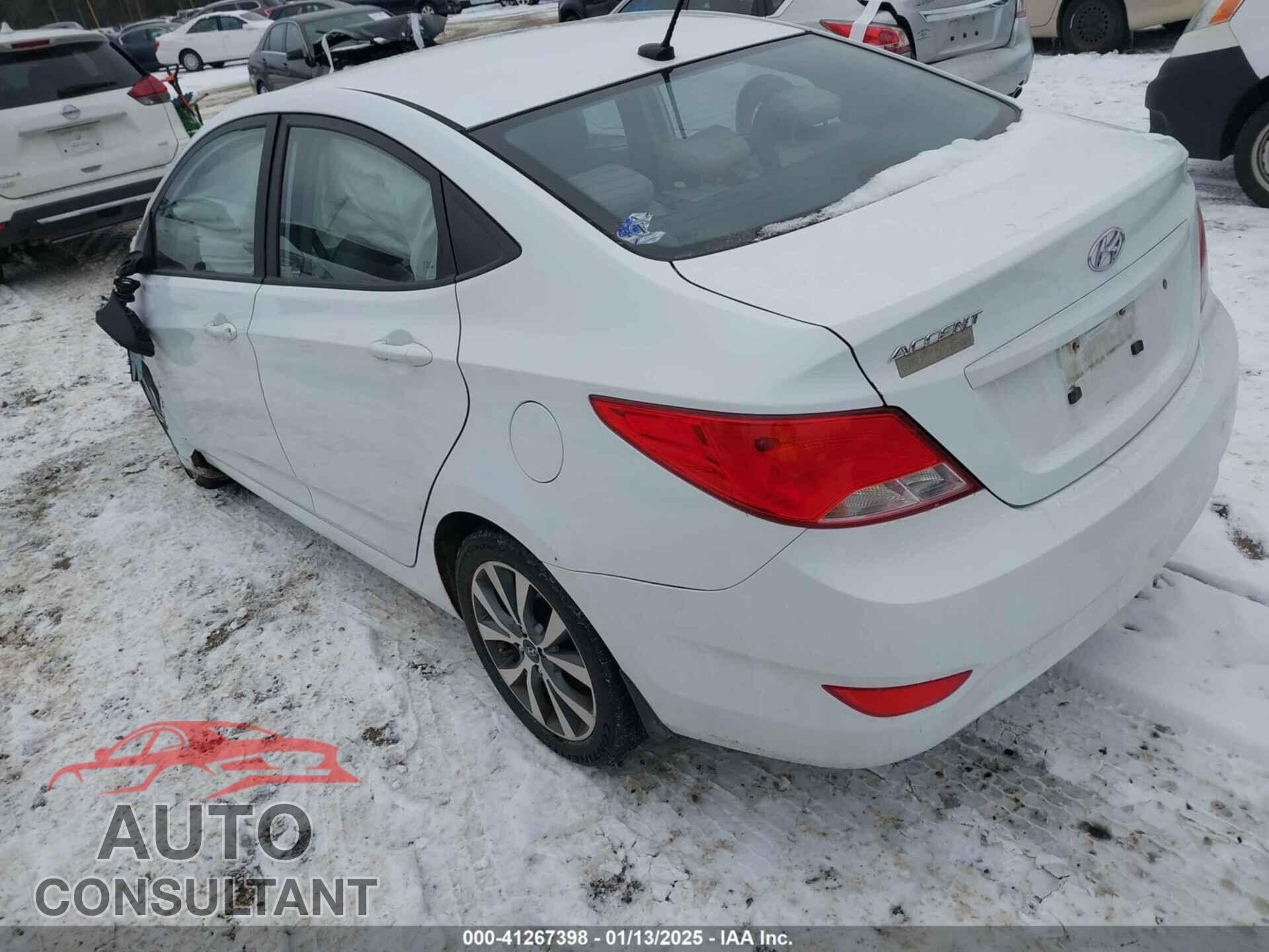 HYUNDAI ACCENT 2015 - KMHCU4AE8FU822125