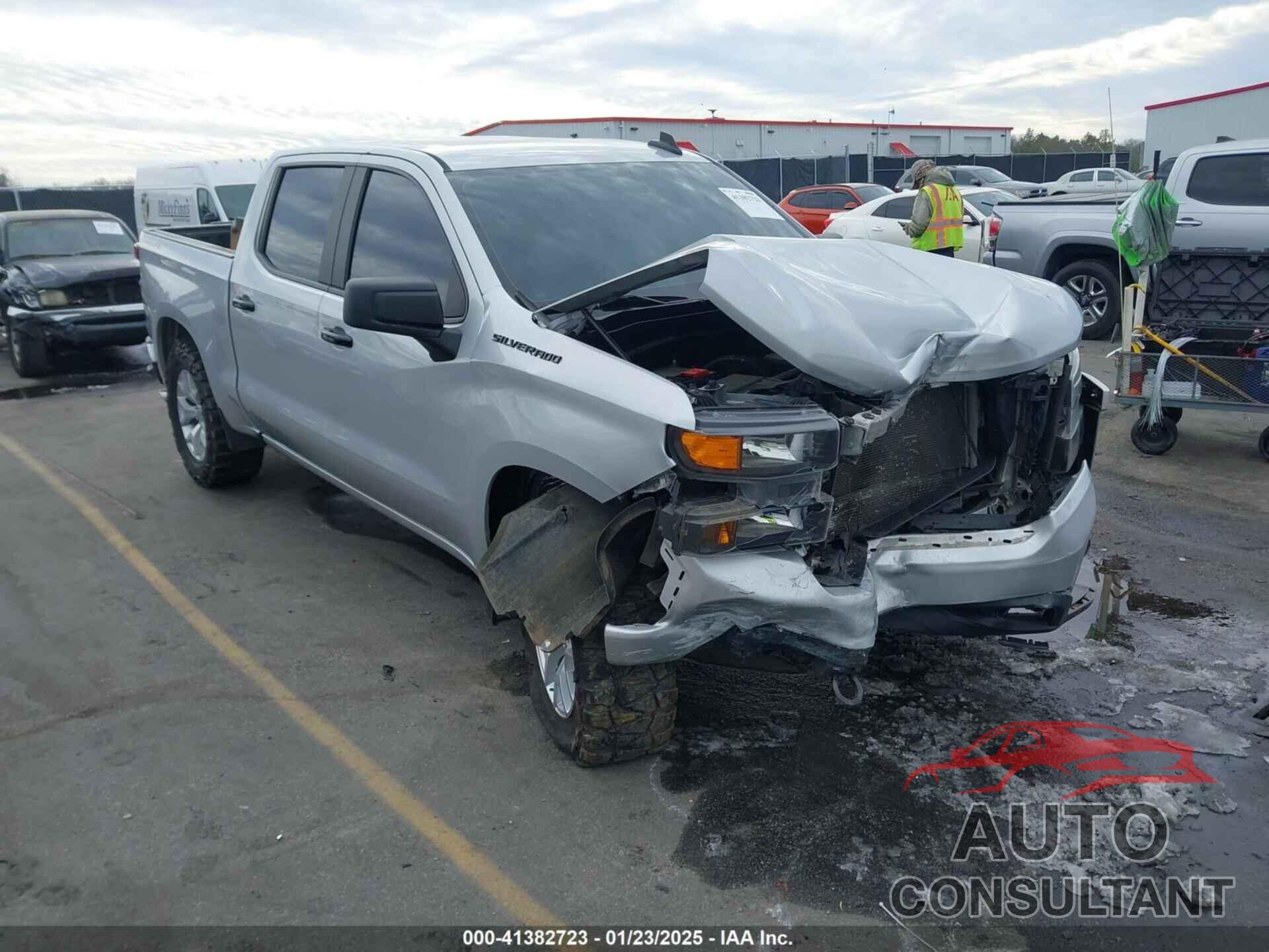 CHEVROLET SILVERADO 1500 2020 - 1GCPYBEH7LZ299990