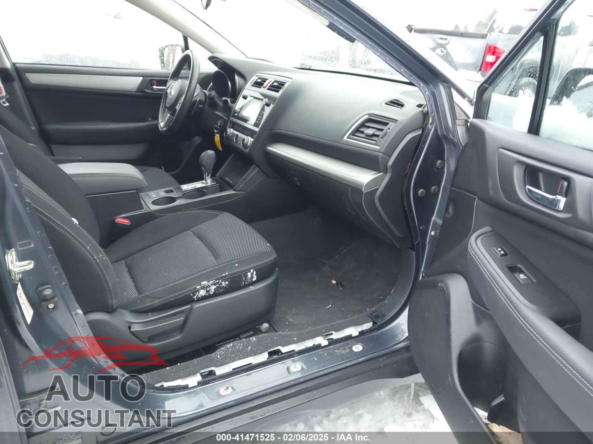 SUBARU OUTBACK 2017 - 4S4BSACC8H3342512
