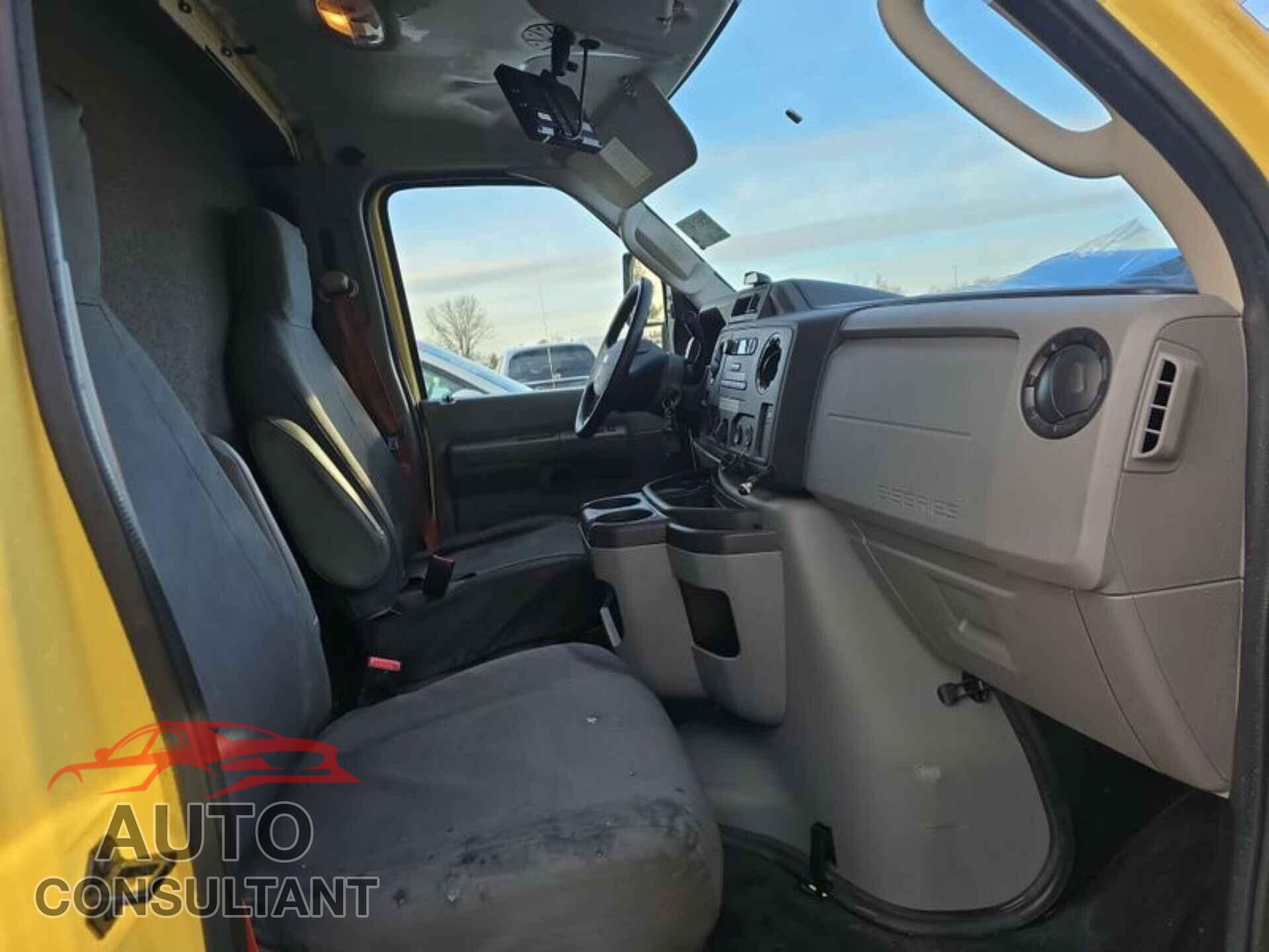 FORD ECONOLINE 2019 - 1FDXE4FS2KDC57748