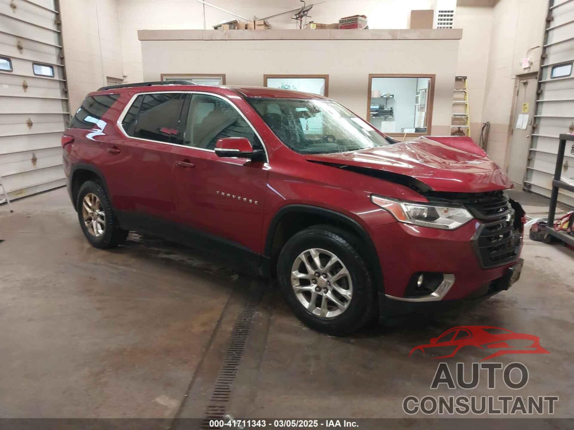 CHEVROLET TRAVERSE 2019 - 1GNEVGKW8KJ155191