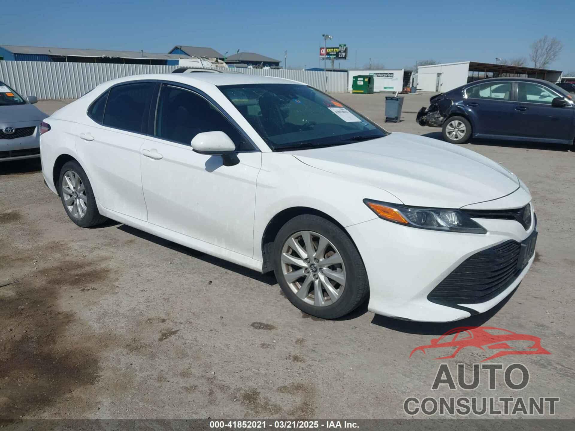 TOYOTA CAMRY 2020 - 4T1C11AK0LU925824