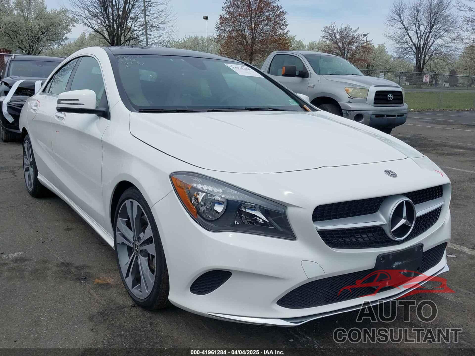 MERCEDES-BENZ CLA 250 2019 - WDDSJ4GB0KN737957