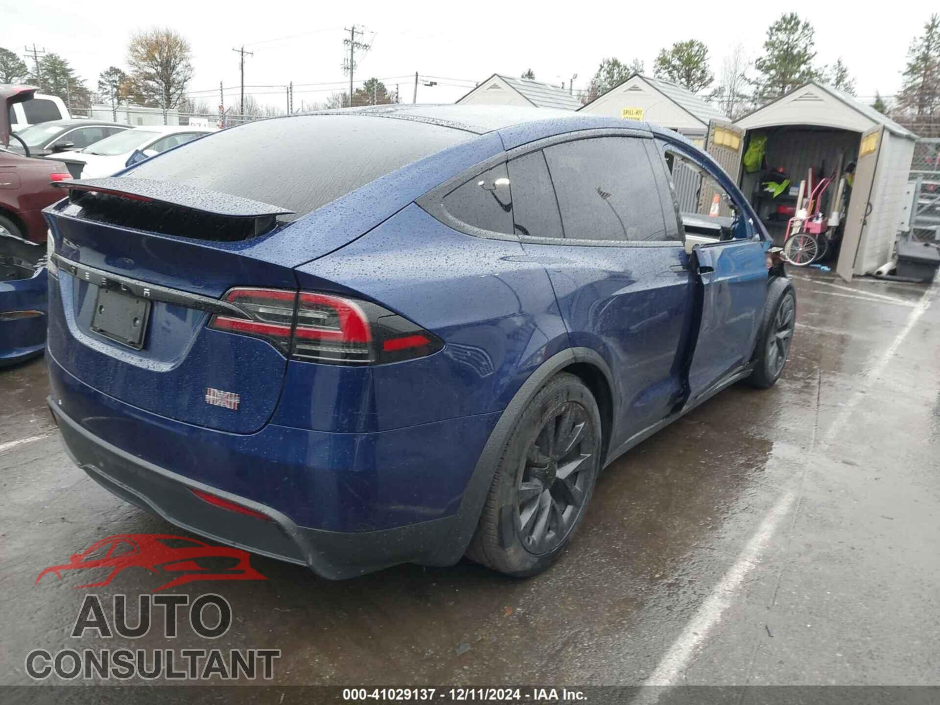 TESLA MODEL X 2023 - 7SAXCBE62PF406391