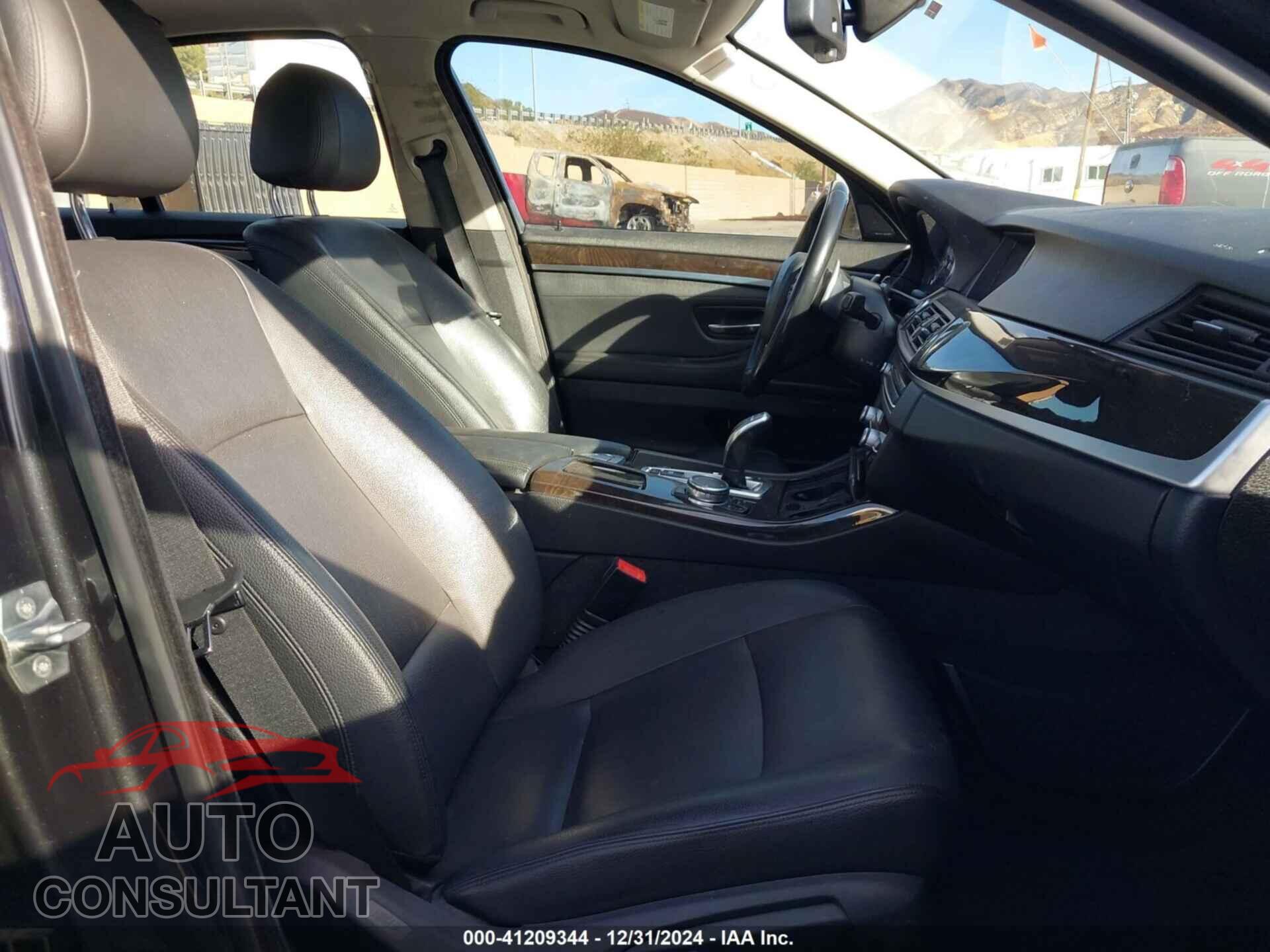 BMW 528I 2016 - WBA5A5C55GD527555