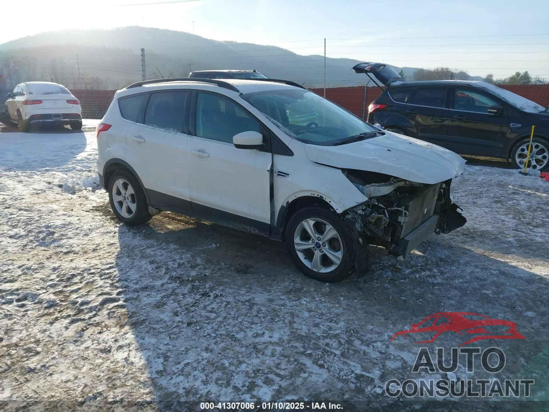 FORD ESCAPE 2016 - 1FMCU9GX8GUB90704