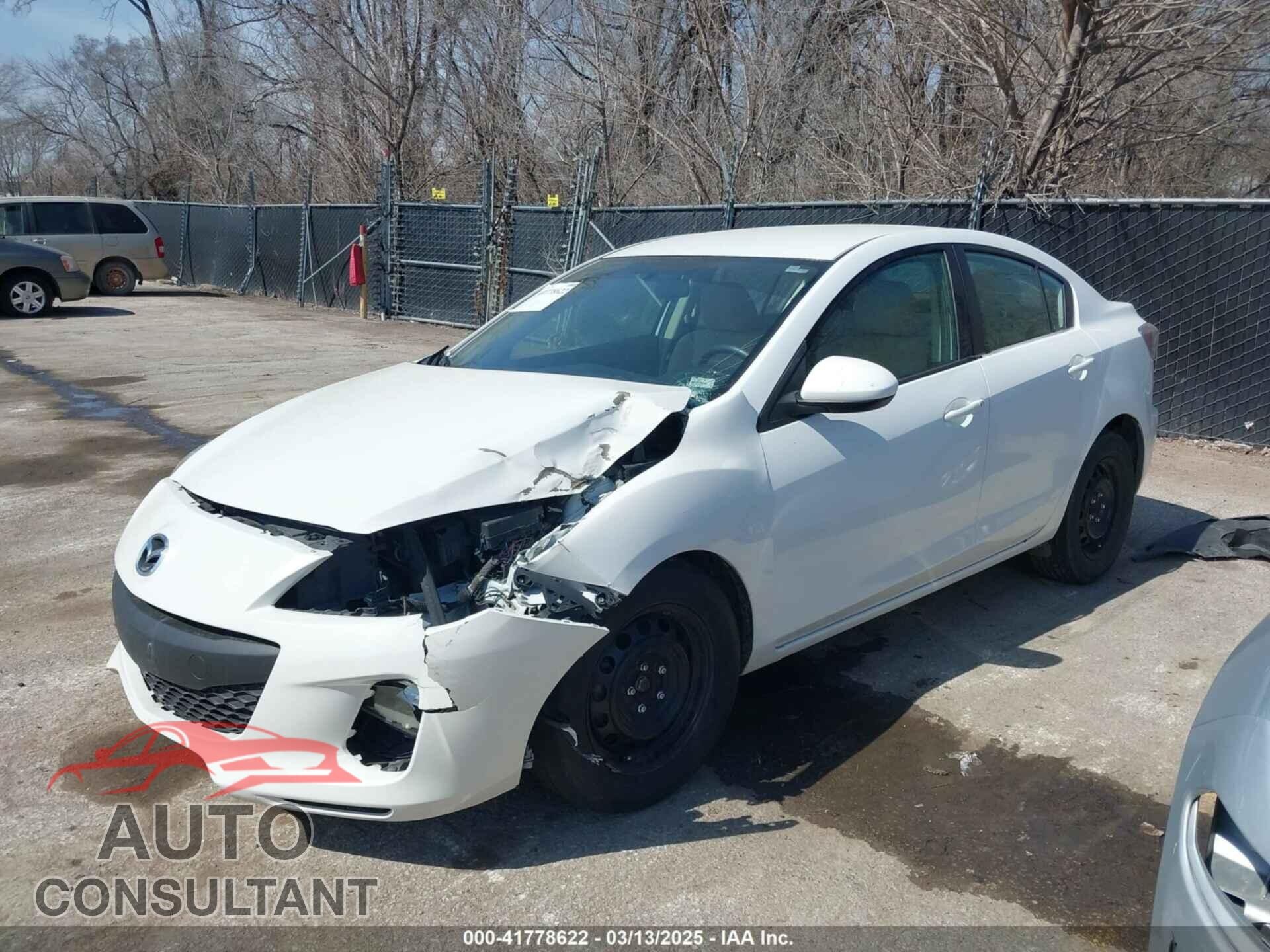 MAZDA MAZDA3 2013 - JM1BL1U71D1849308