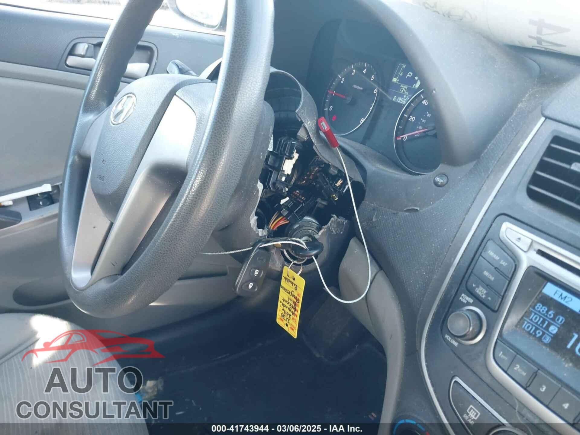 HYUNDAI ACCENT 2016 - KMHCT4AE1GU137050
