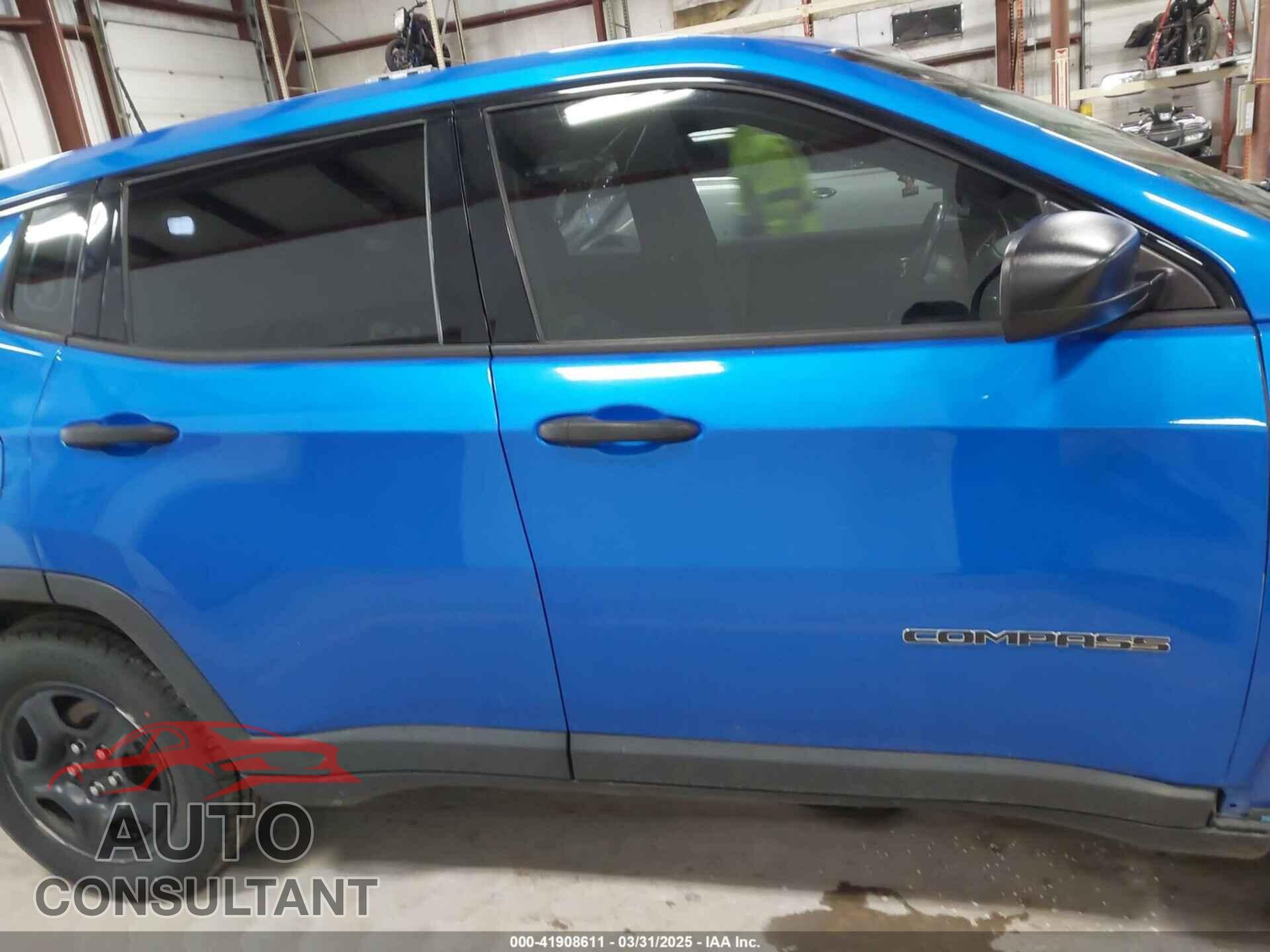 JEEP COMPASS 2019 - 3C4NJCAB6KT649781