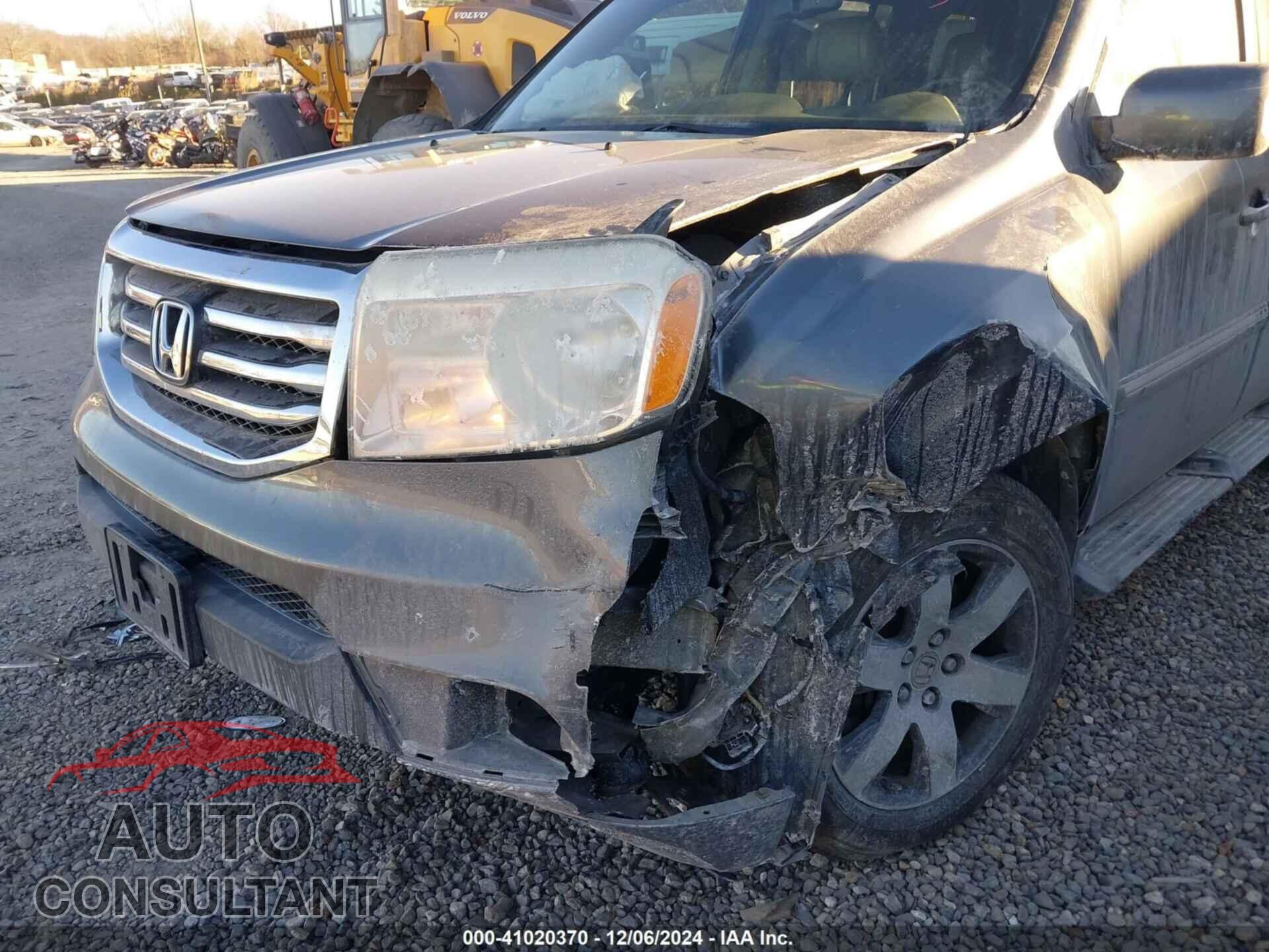 HONDA PILOT 2013 - 5FNYF4H93DB032878
