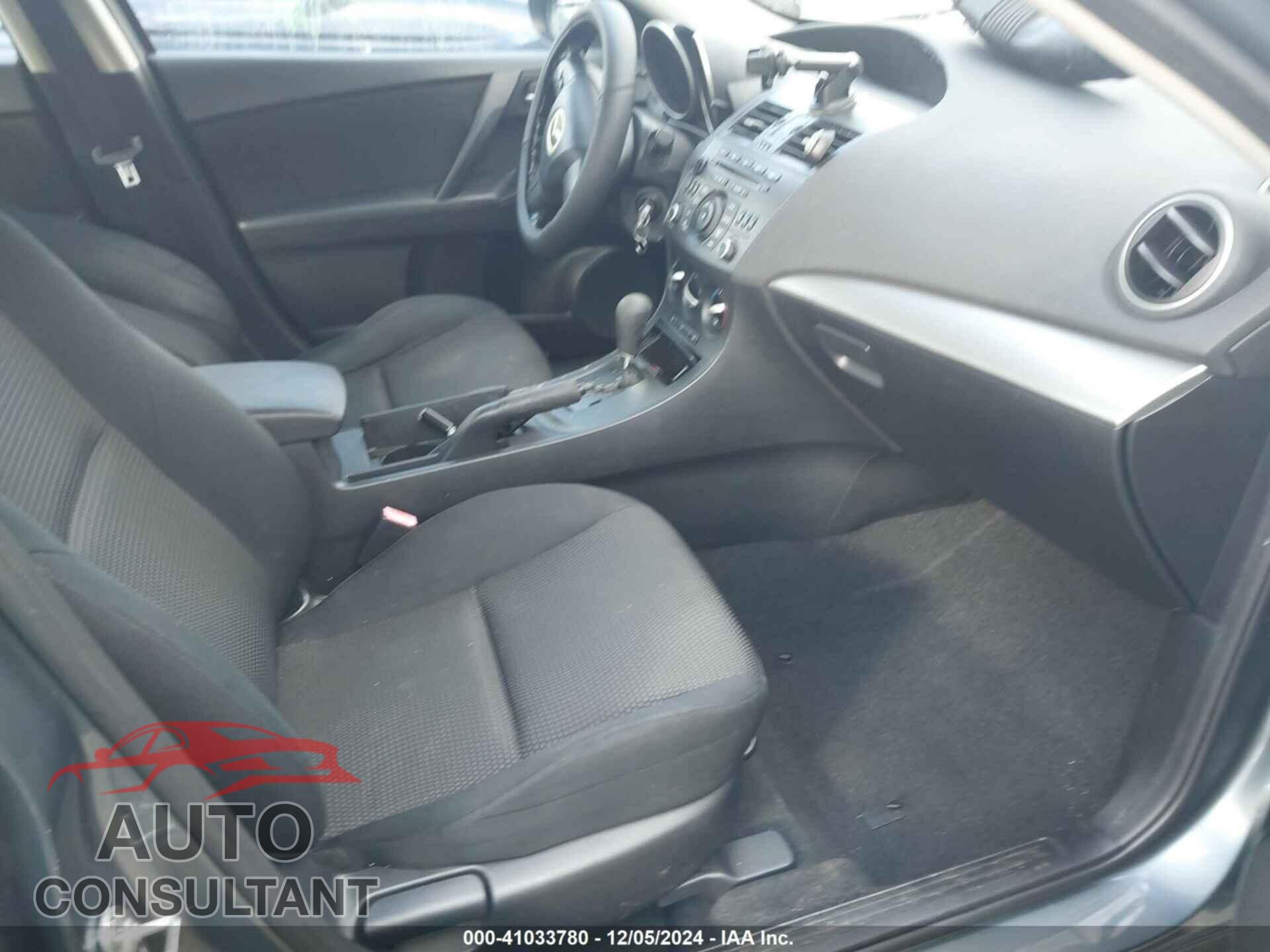 MAZDA MAZDA3 2012 - JM1BL1UF5C1632186