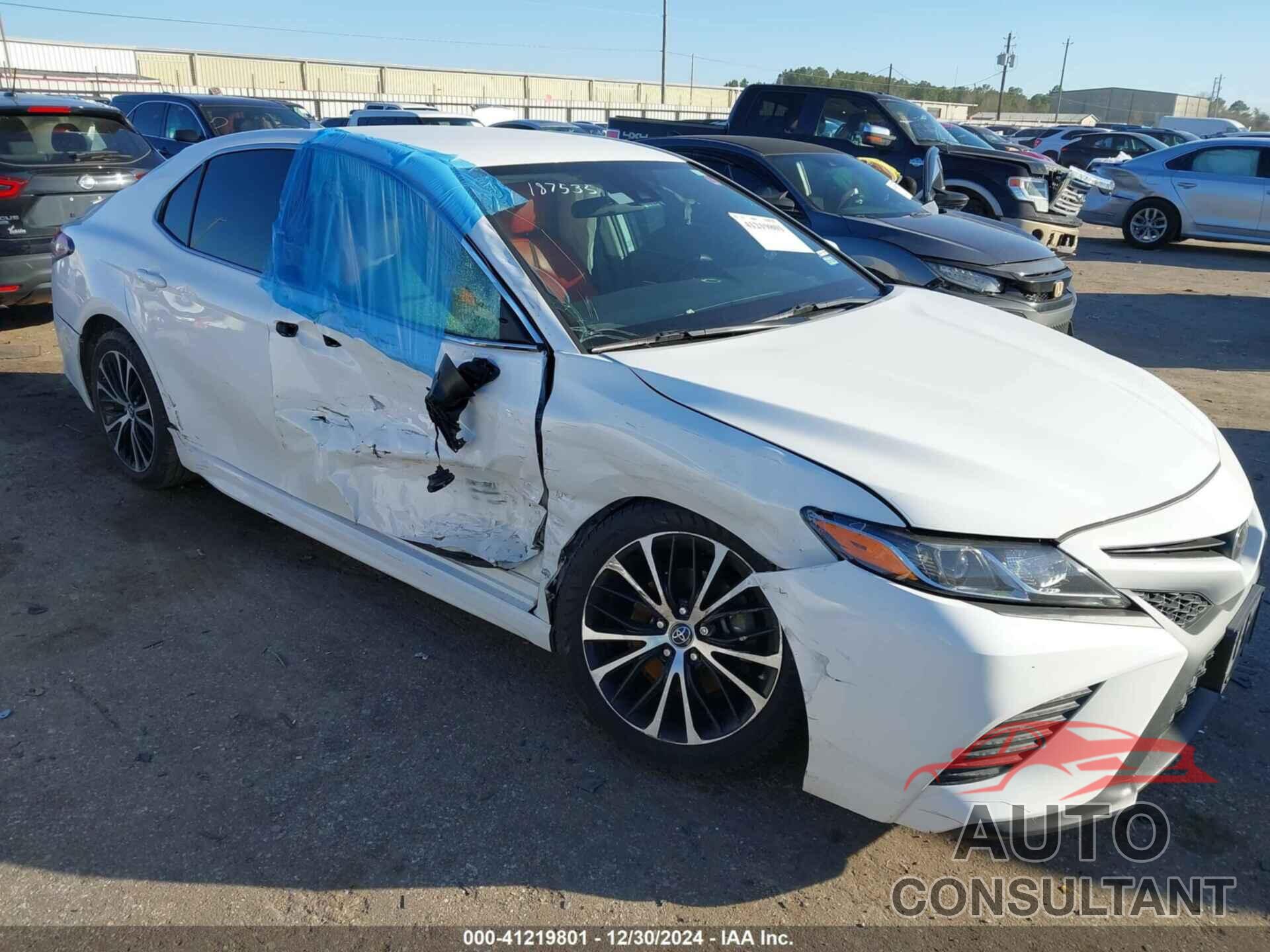 TOYOTA CAMRY 2019 - 4T1B11HK9KU208113