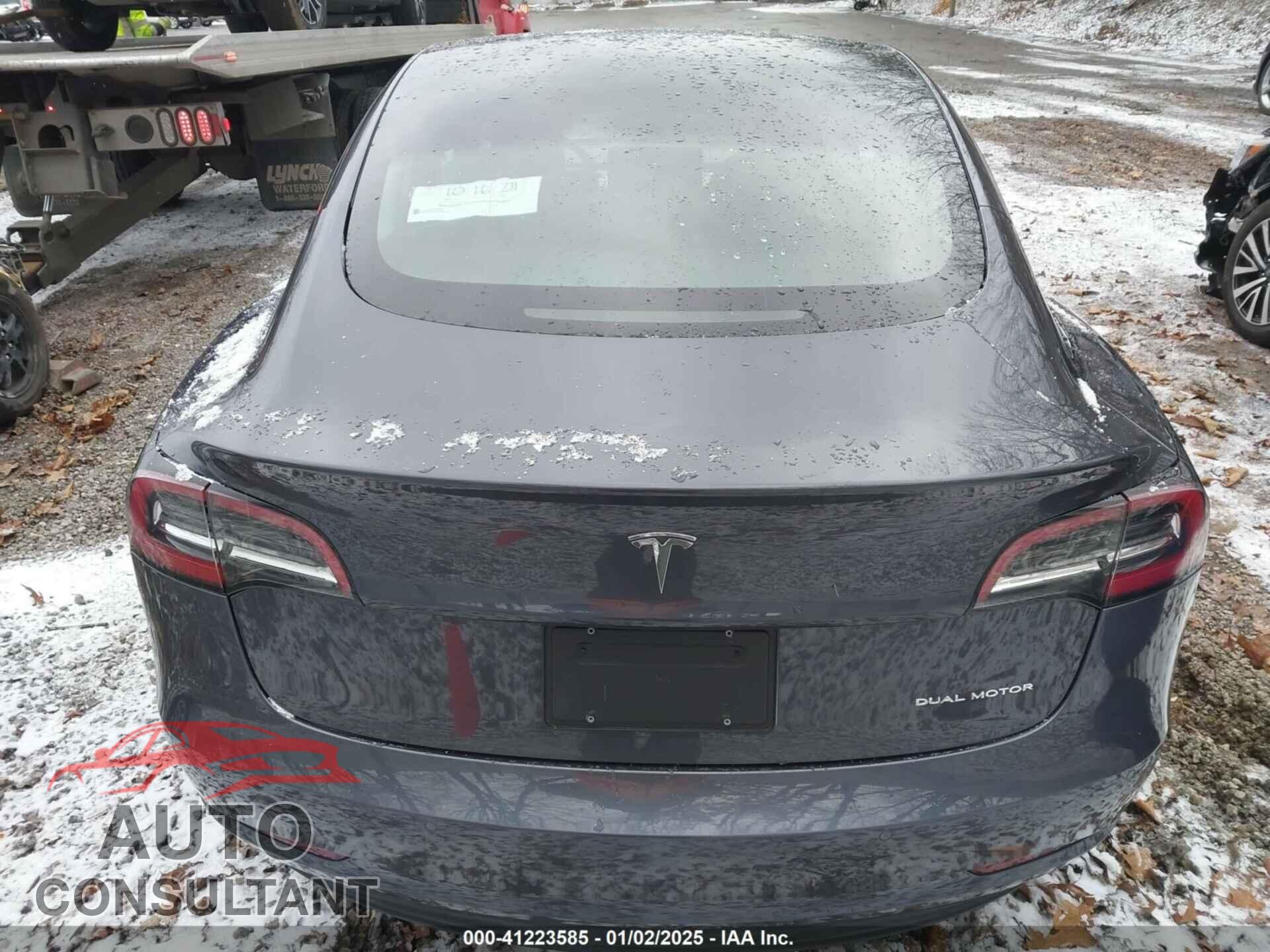 TESLA MODEL 3 2021 - 5YJ3E1EB3MF980295