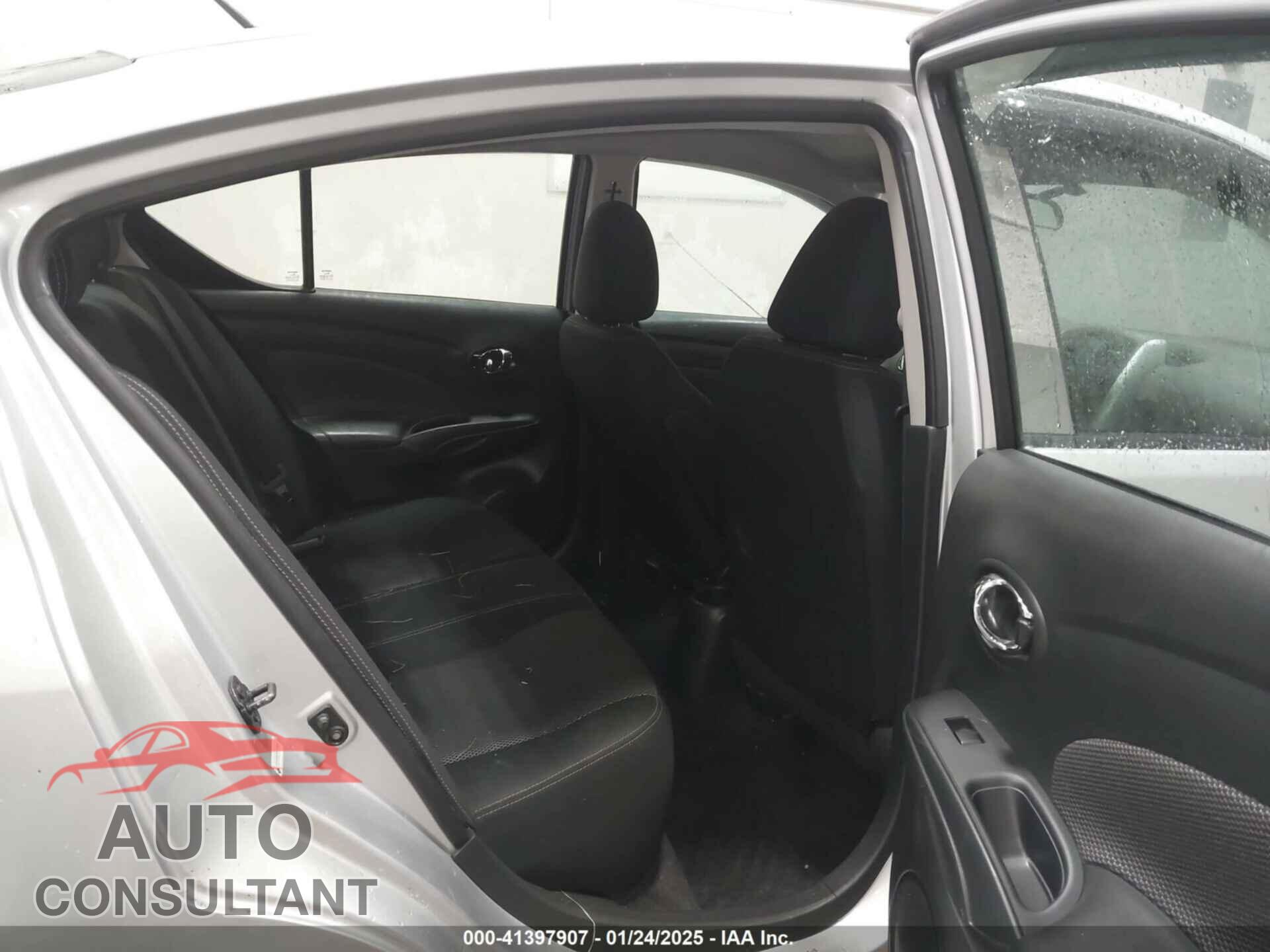 NISSAN VERSA 2019 - 3N1CN7AP3KL856498