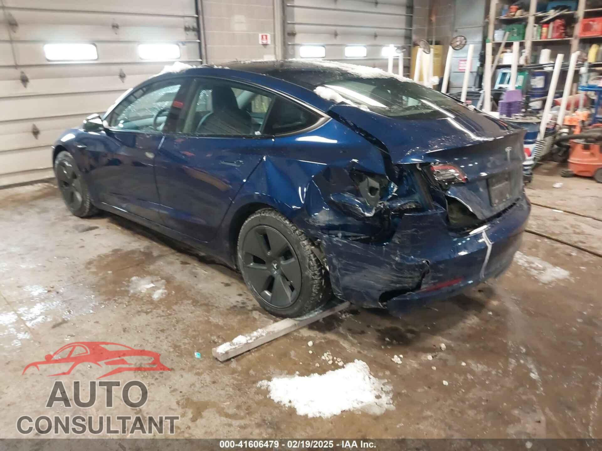 TESLA MODEL 3 2023 - 5YJ3E1EA8PF607328