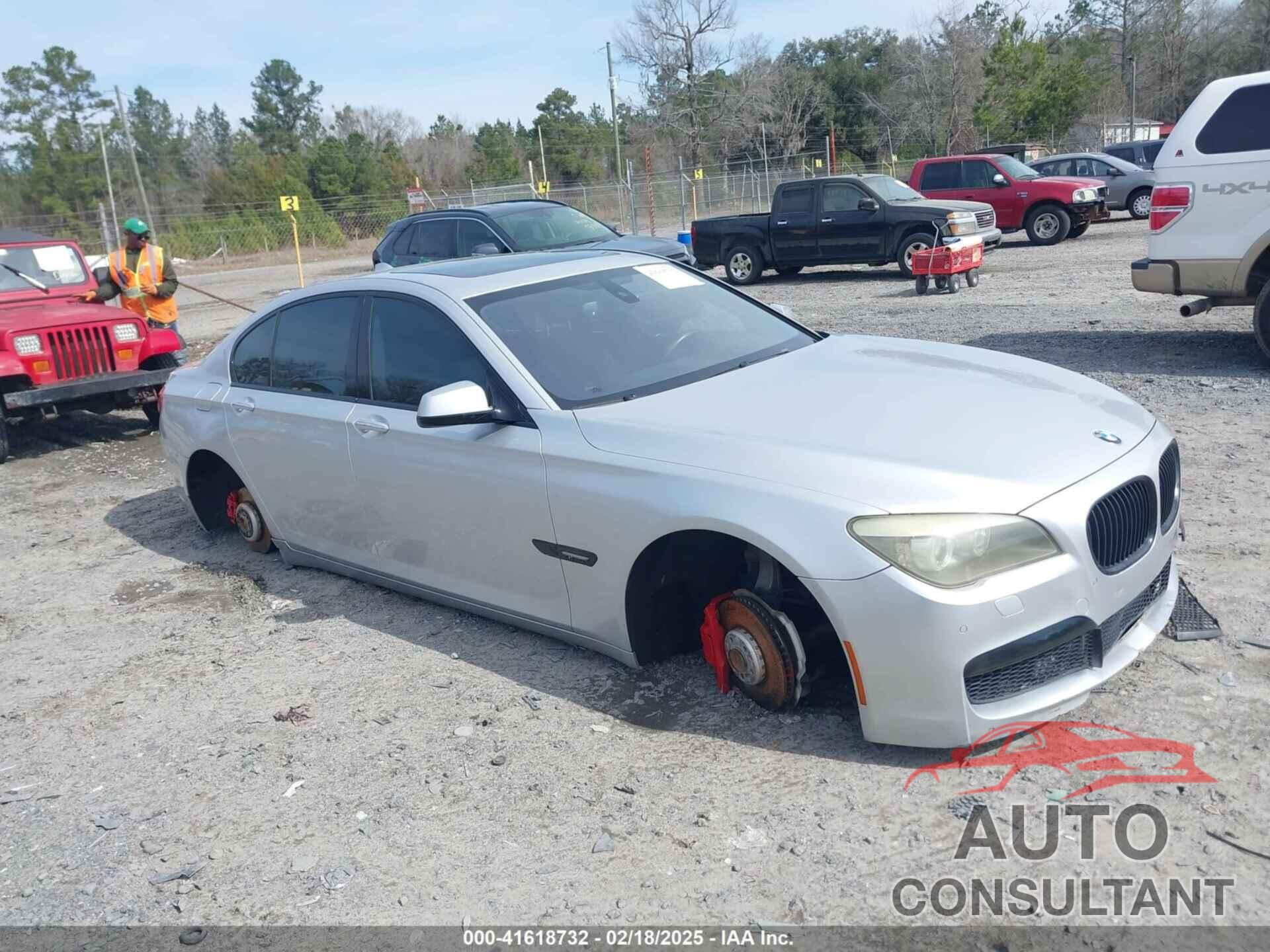 BMW 740I 2011 - WBAKA4C59BC392365