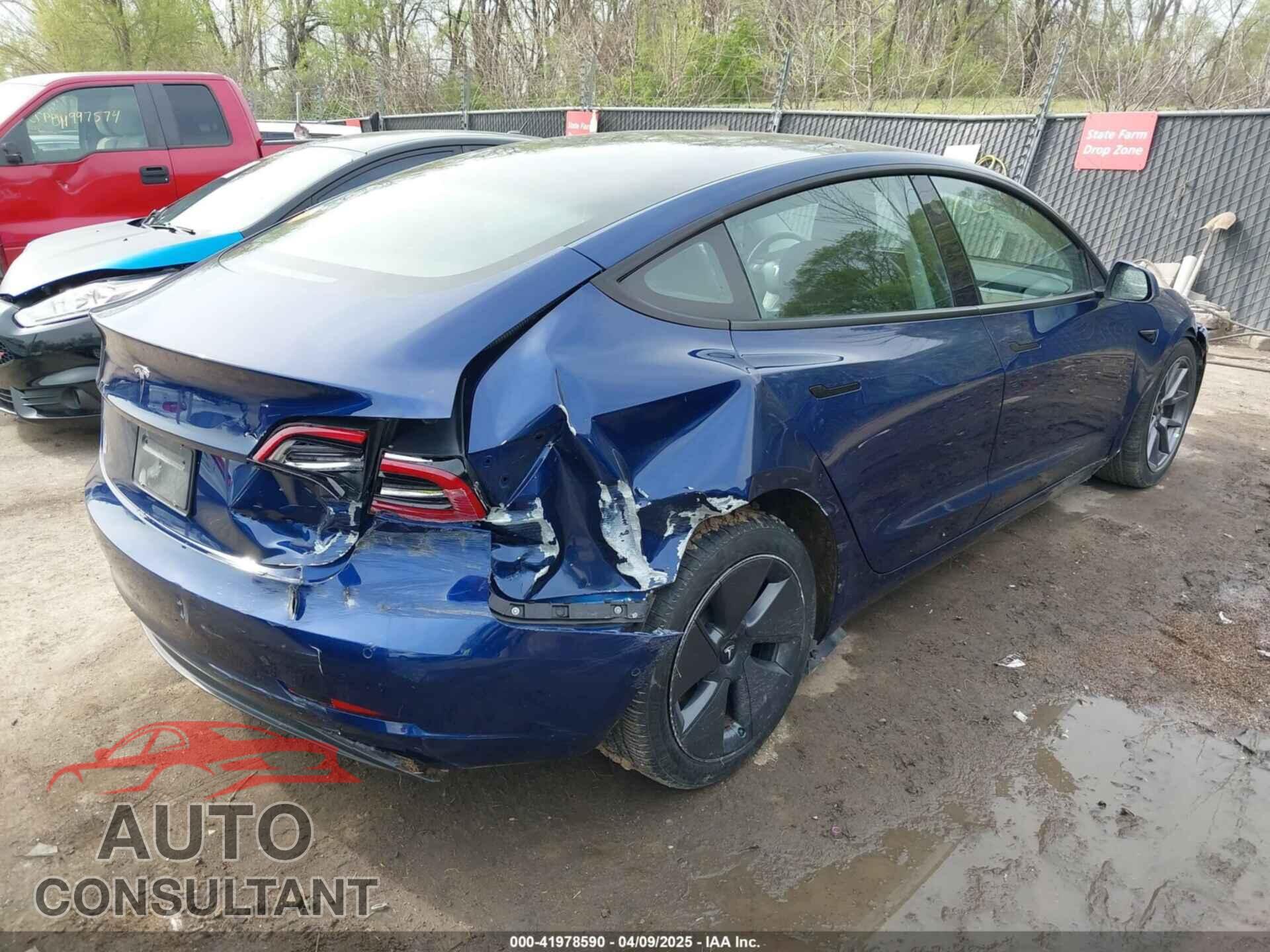 TESLA MODEL 3 2022 - 5YJ3E1EA9NF189357