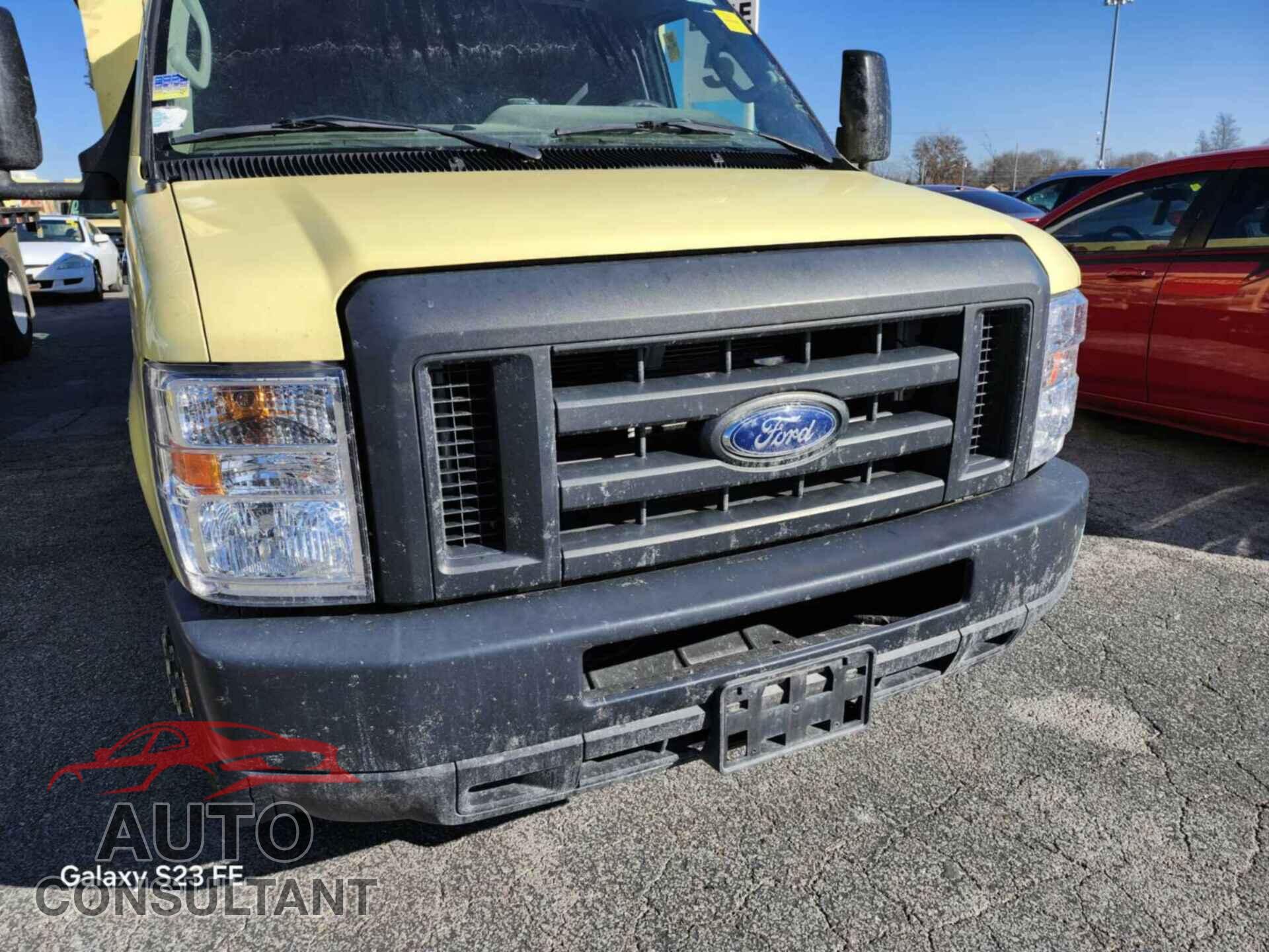 FORD ECONOLINE 2019 - 1FDXE4FS0KDC19337