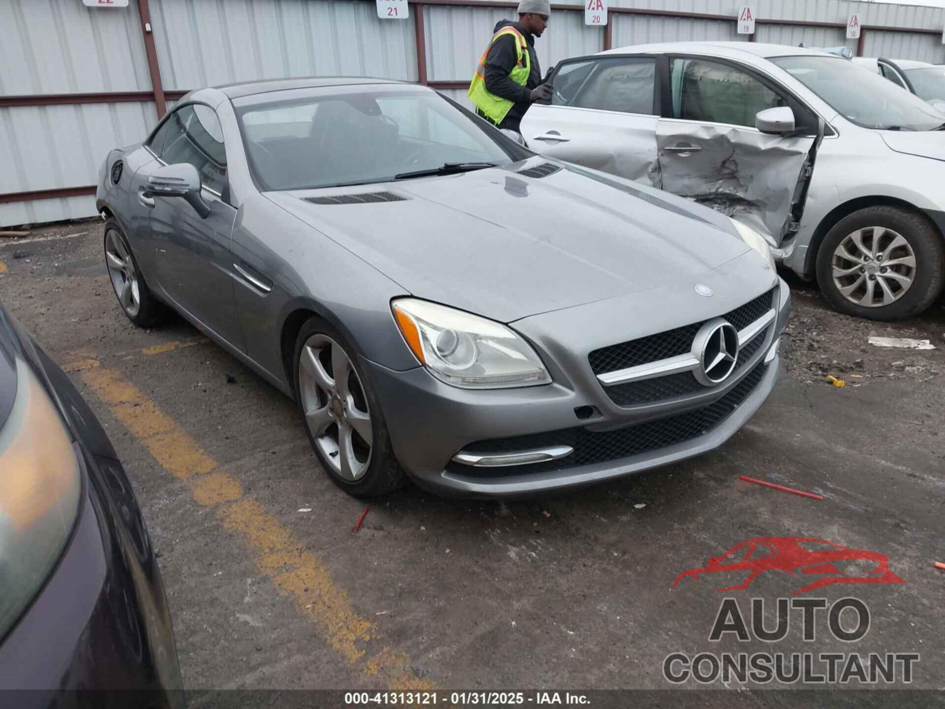 MERCEDES-BENZ SLK 350 2012 - WDDPK5HA1CF007243