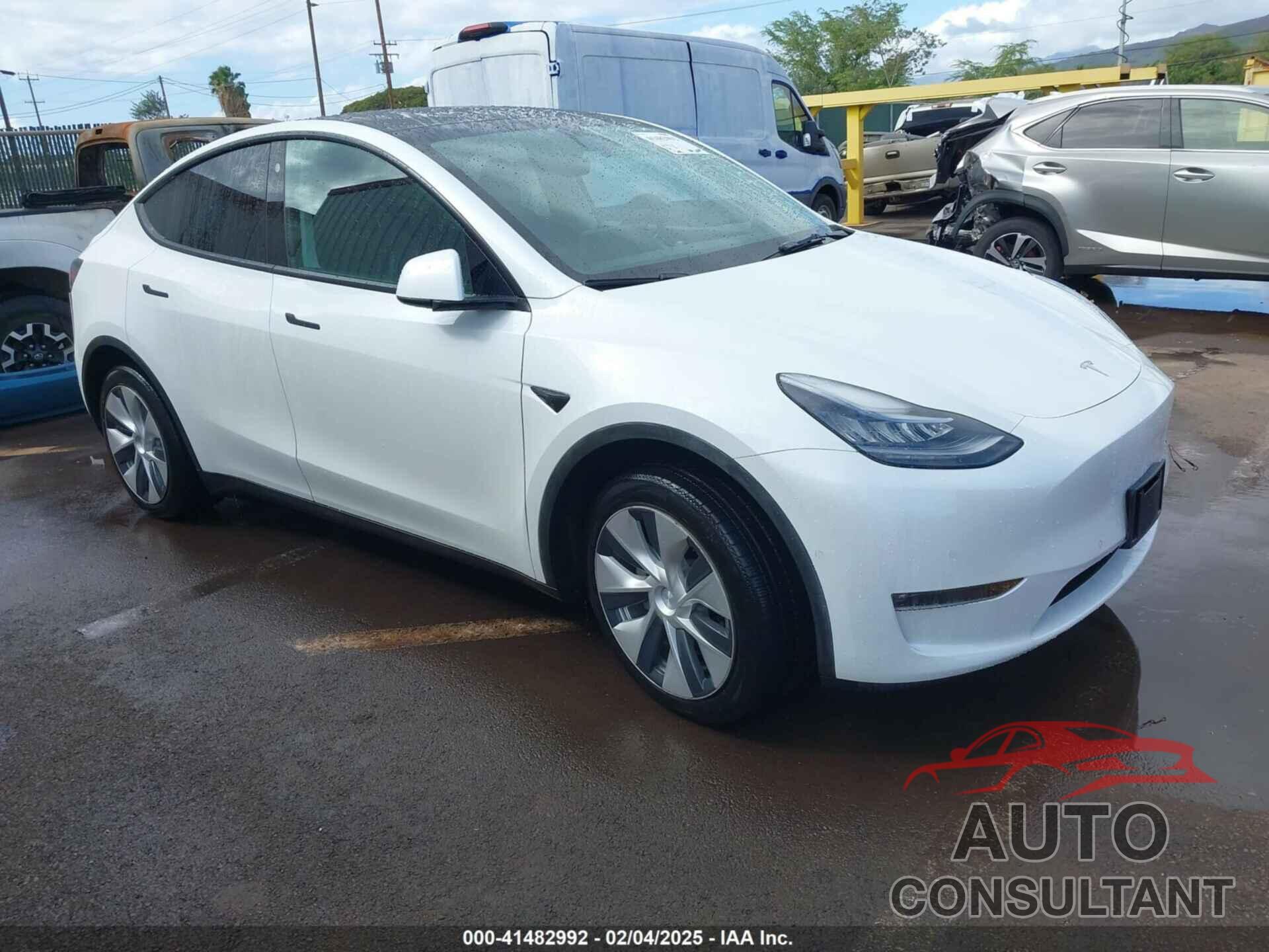 TESLA MODEL Y 2021 - 5YJYGDEEXMF198779