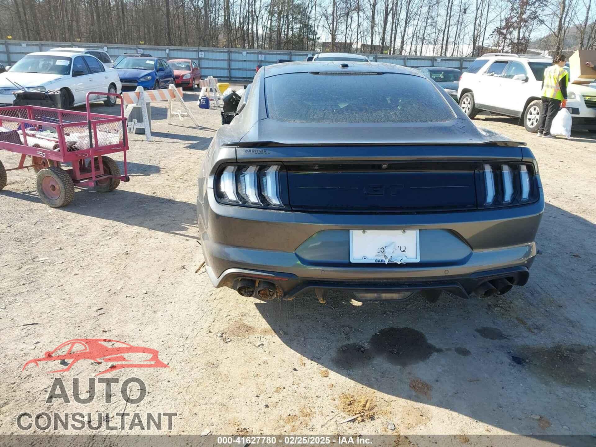 FORD MUSTANG 2018 - 1FA6P8CF4J5158775
