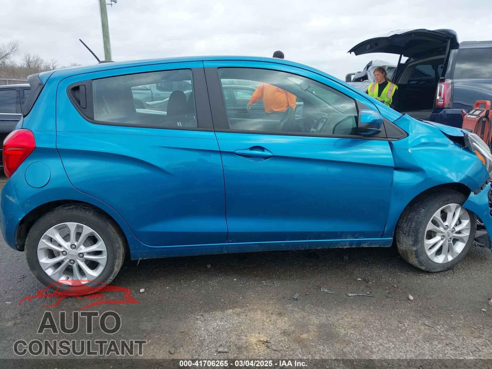 CHEVROLET SPARK 2019 - KL8CD6SA6KC739040