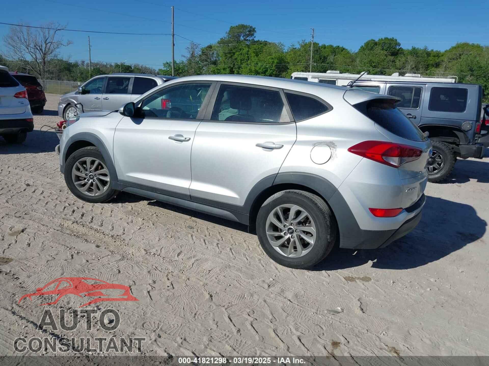 HYUNDAI TUCSON 2018 - KM8J2CA46JU662933