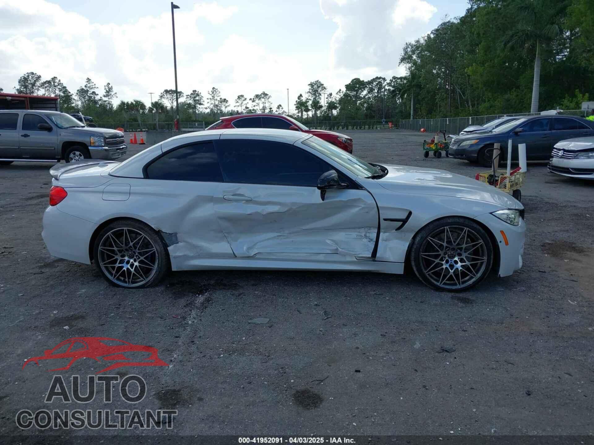 BMW M4 2017 - WBS3U9C54HP970913