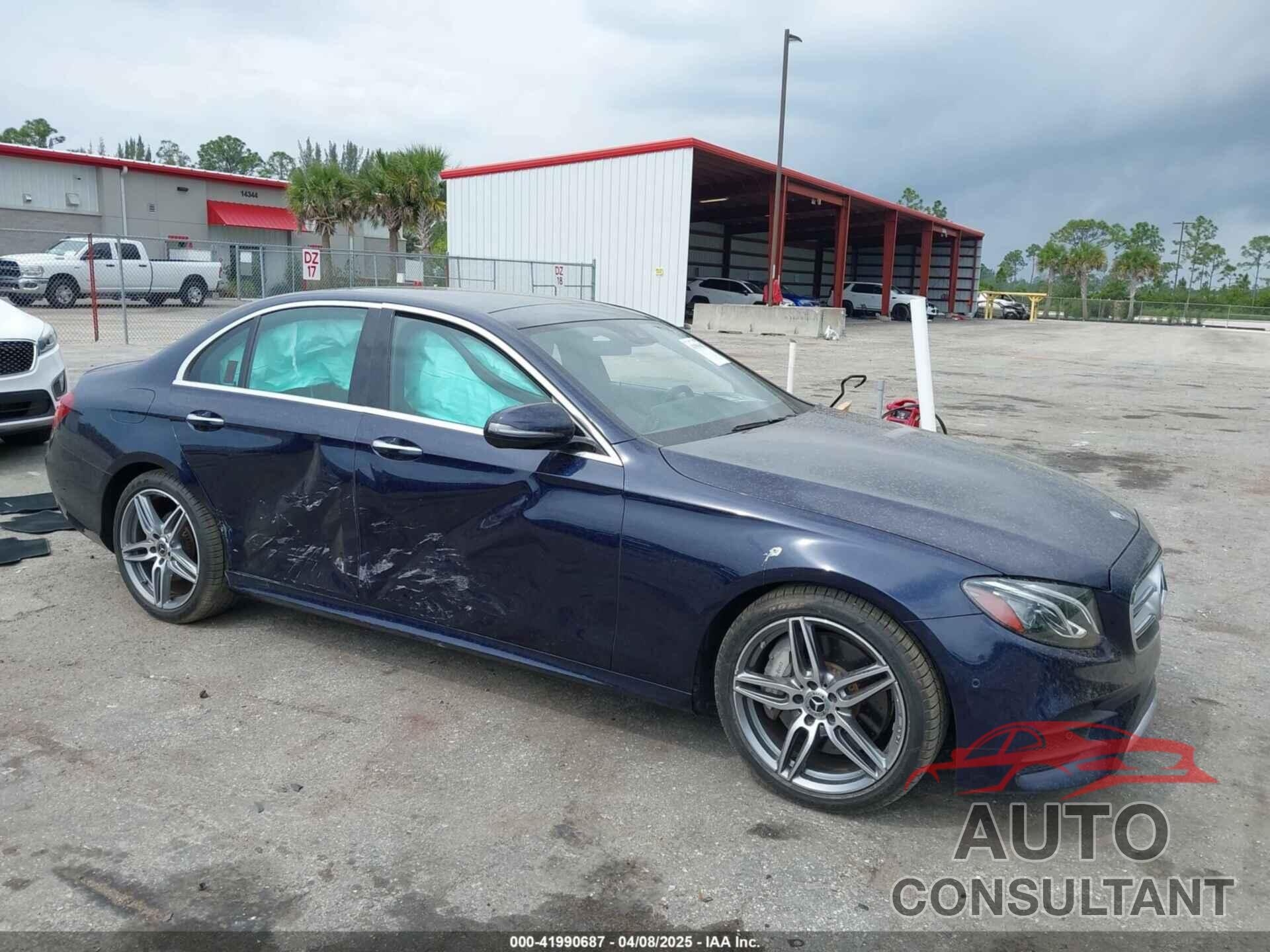MERCEDES-BENZ E 300 2018 - WDDZF4JB9JA446243