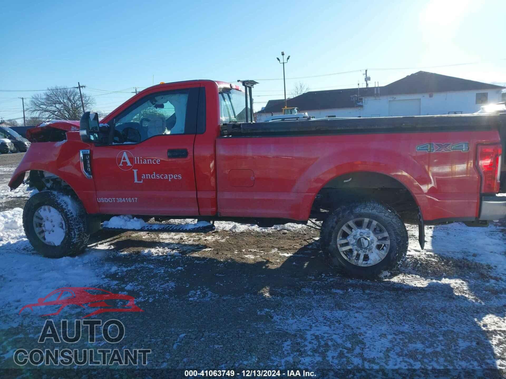 FORD F-350 2017 - 1FTRF3B67HEF08988